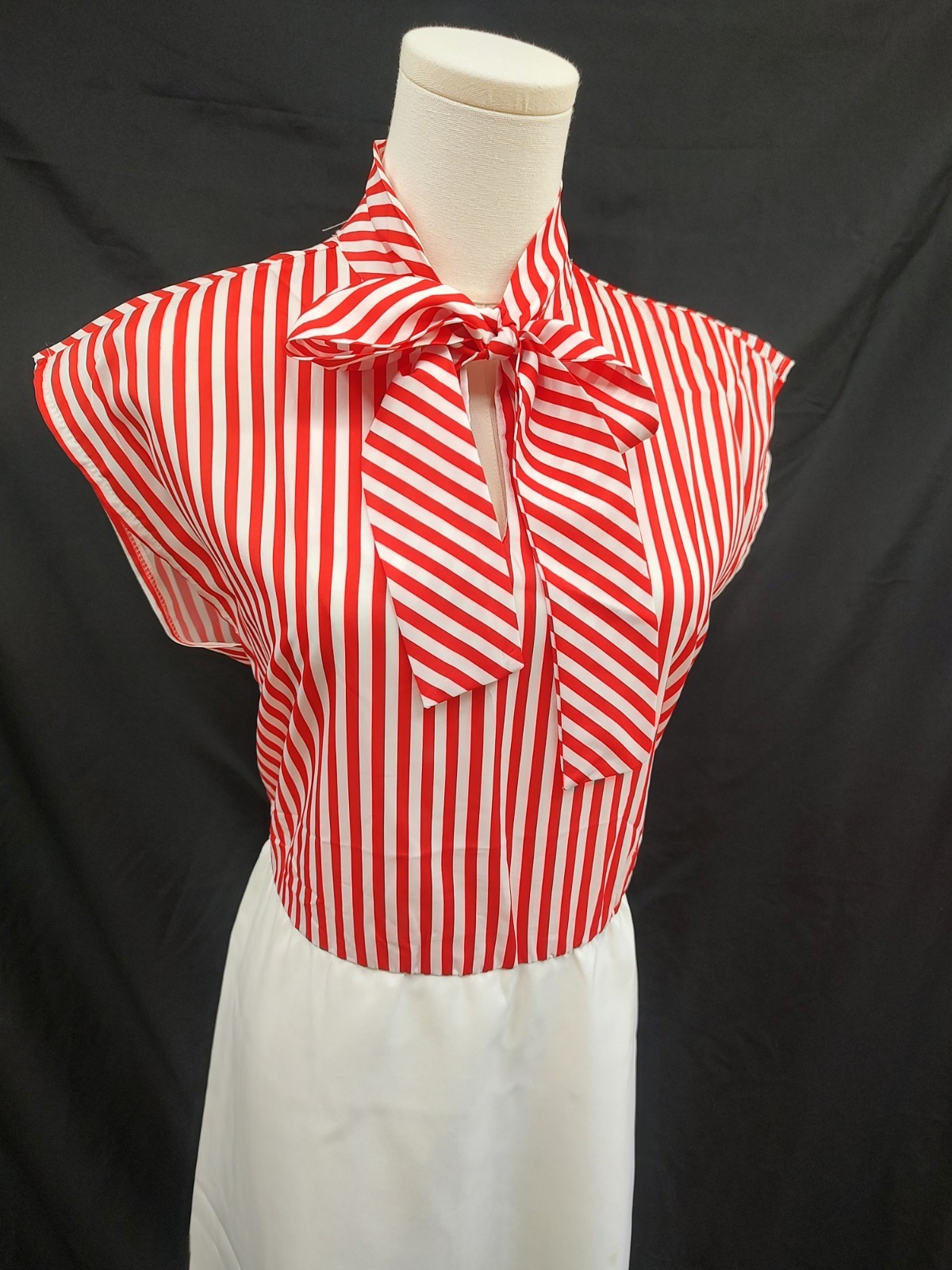 70’s Vintage Day Dress Casual Red & White Stripe Bow Neck White Skirt Summer 12