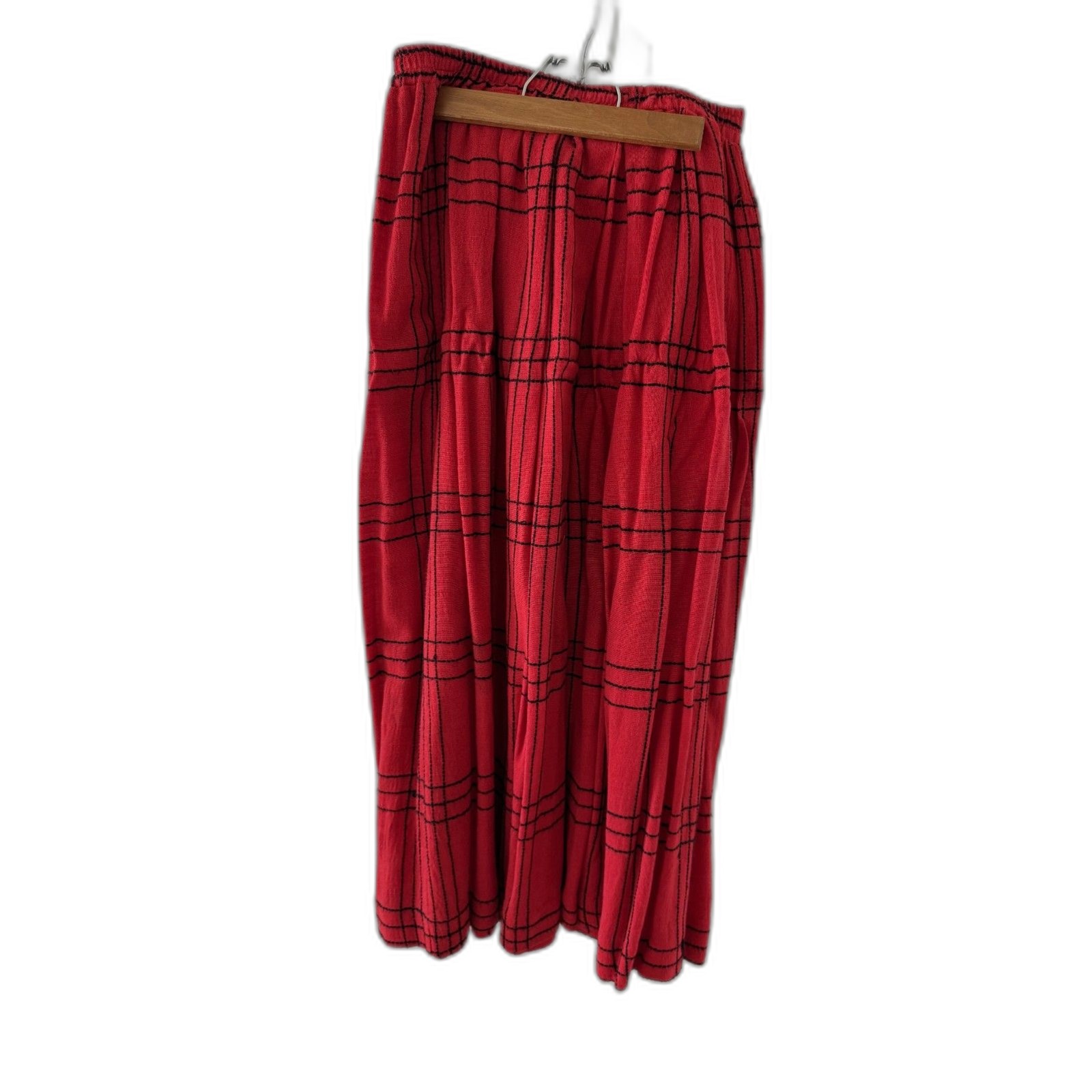 Max by Arthur Max Red Plaid Skirt & Red Top Set Size M