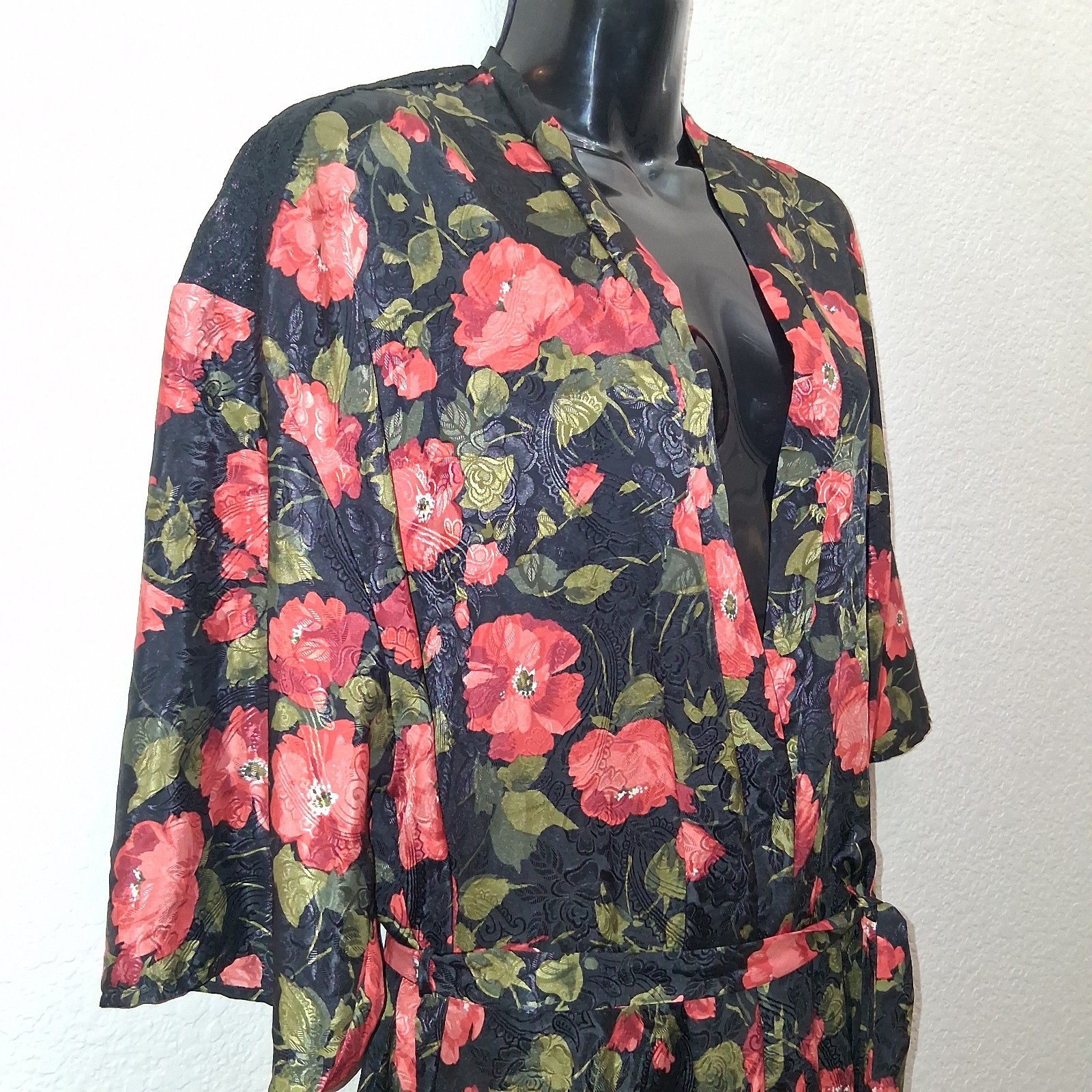 Vintage FRENCH MAID Red Floral Robe ROBE One Size 1960’s LACE Lingerie Cottage