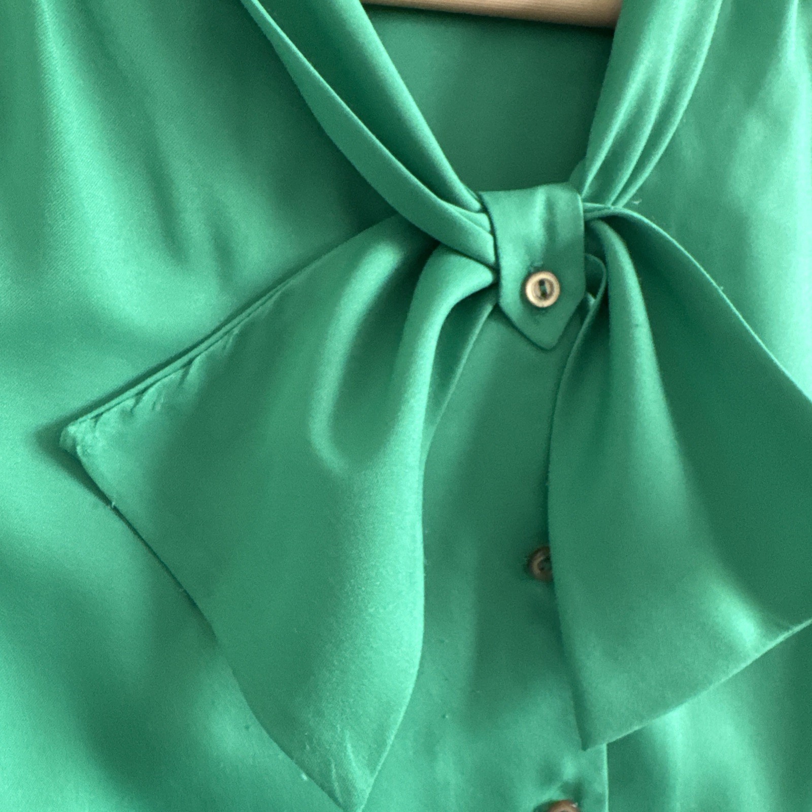 Donovan Galvani vintage green blouse 12 Retro Secretary Mod Academia Bow Front