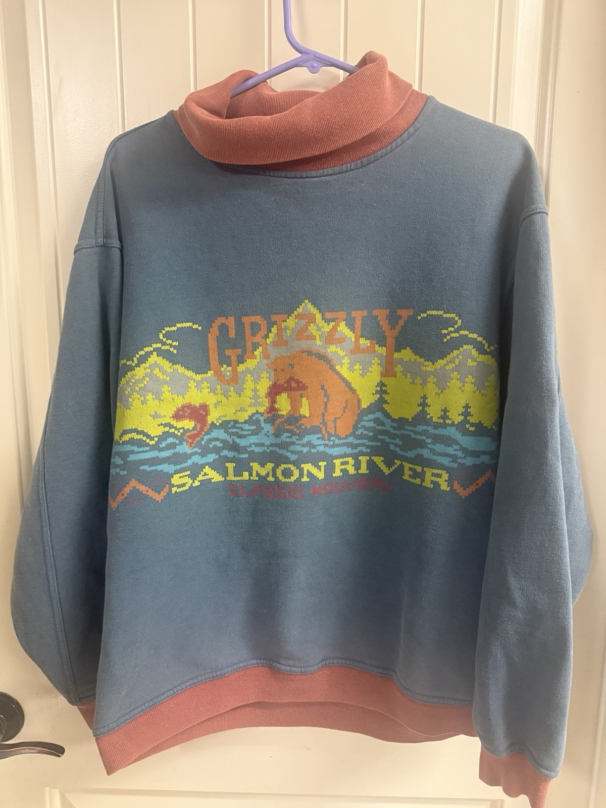 VTG 1980 Fiorucci Classic Nouveau Grizzly Salmon River Sweat Shirt Made In Italy