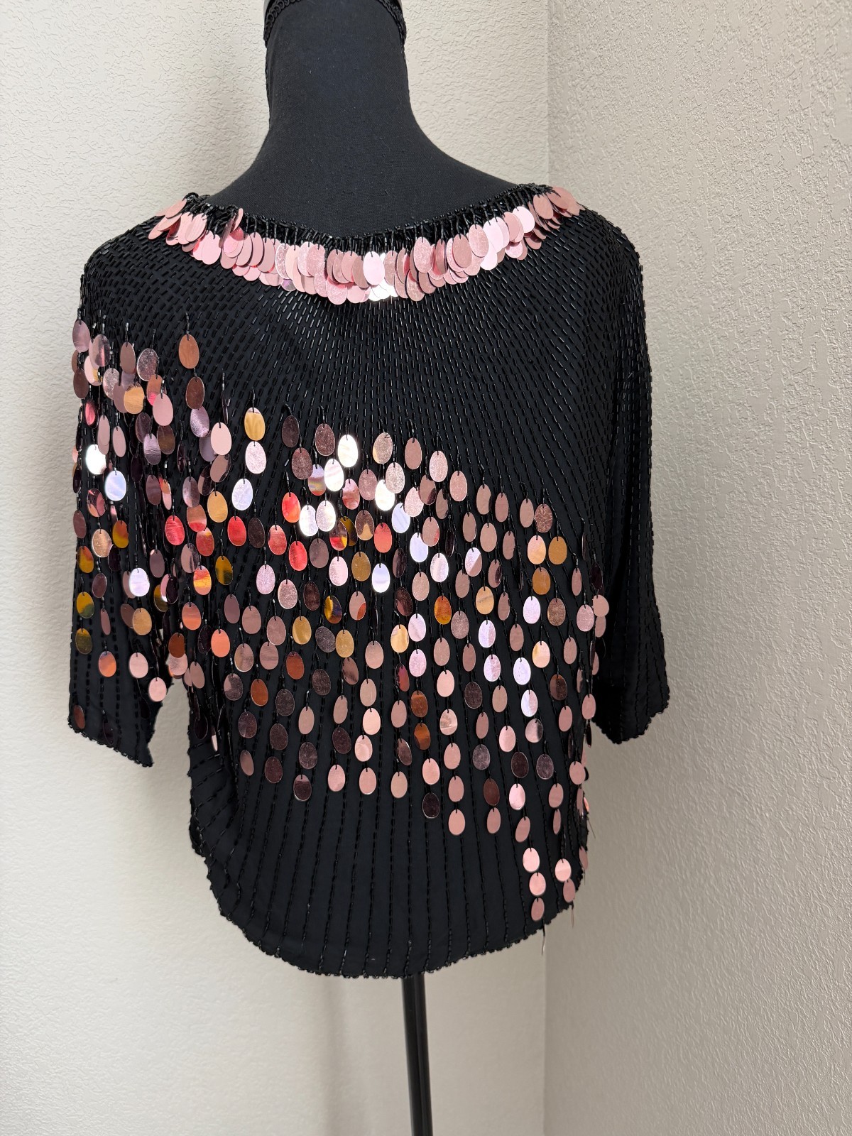 Vintage Oleg Cassini sequin knitted top size small short sleeves knitted