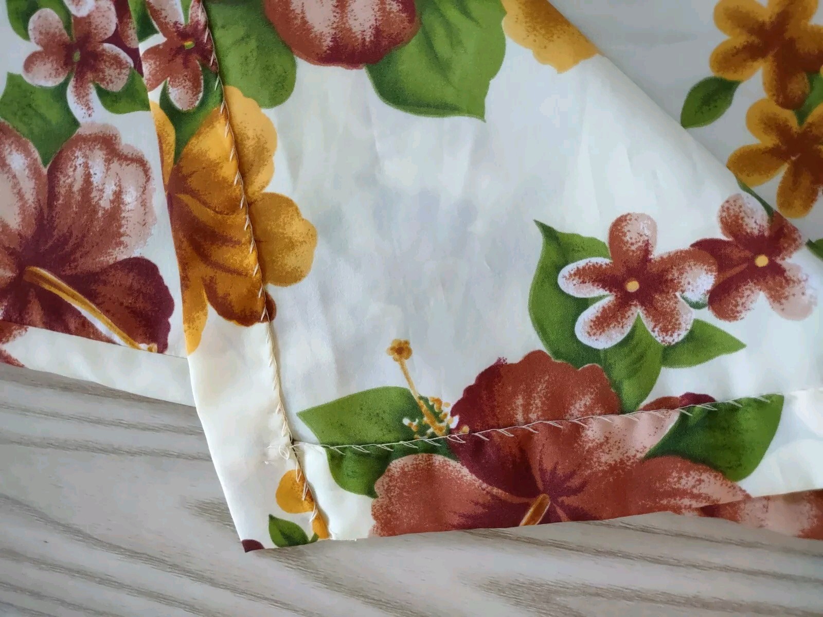 Vintage Pomare Tahiti Hawaiian maxi dress Size 10 Long Floral Print Mumu muumuu