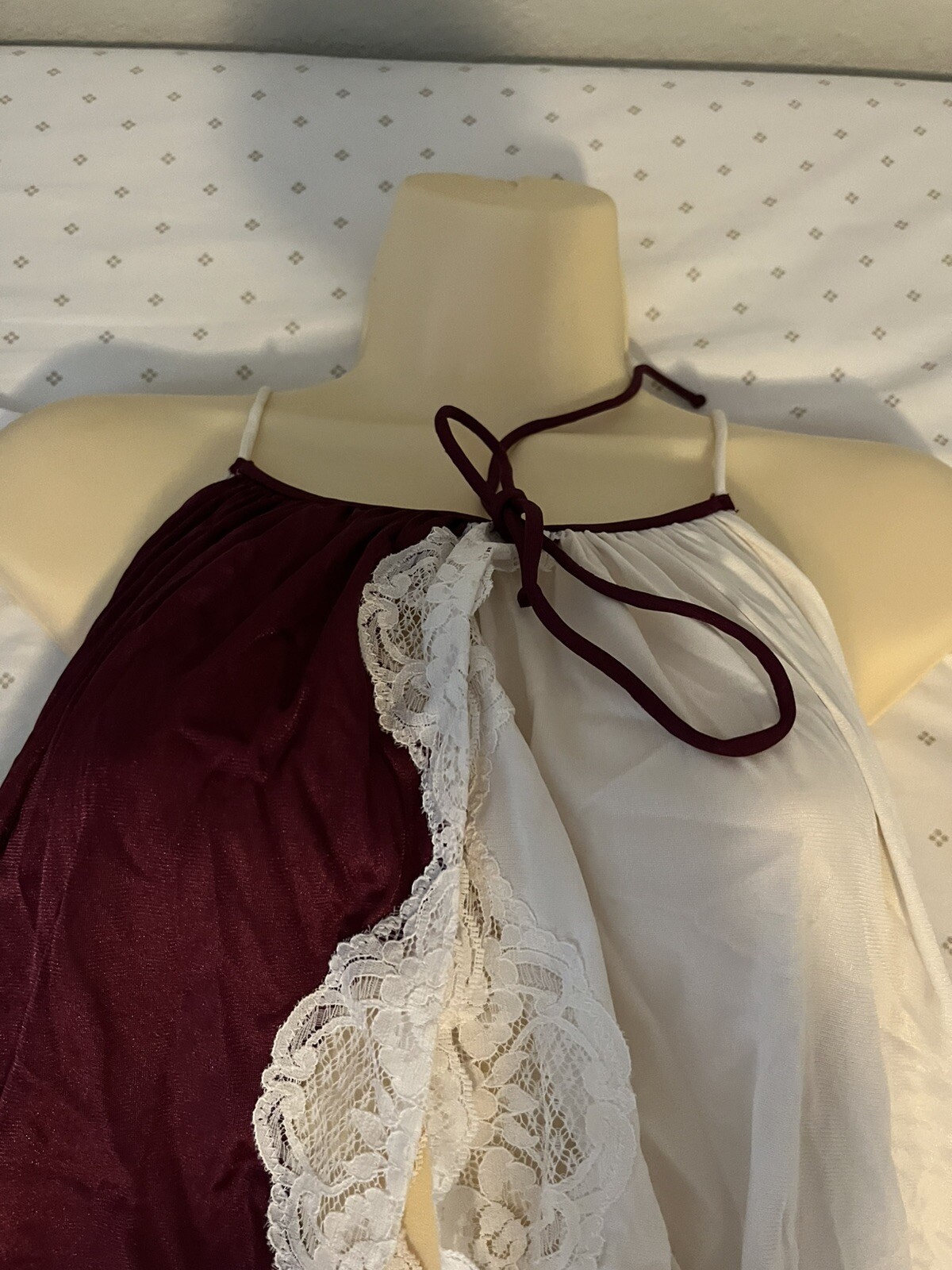 Vintage Tricot Jenelle of California long nightgown rare design SZ S Multicolor