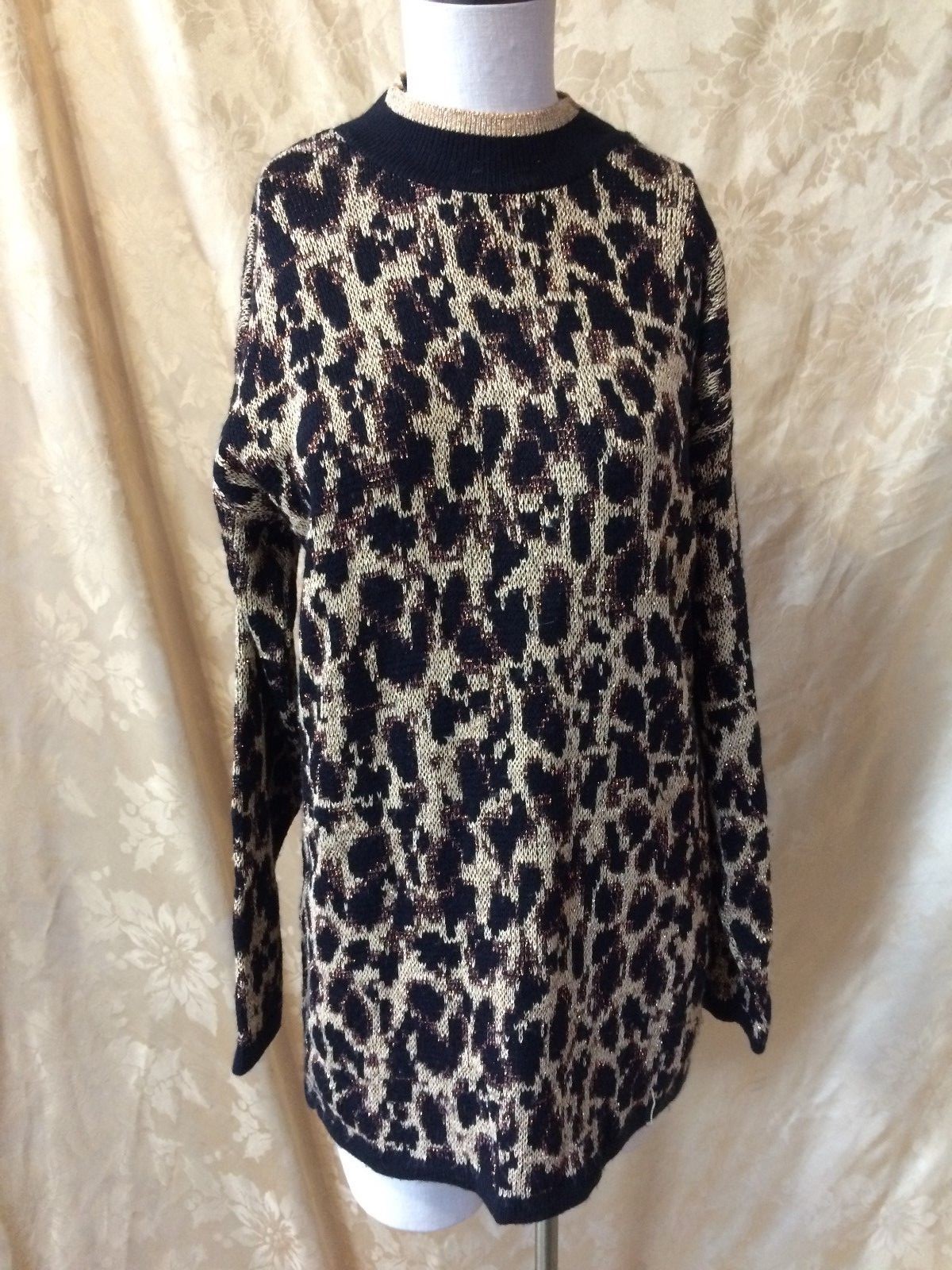 Stylin’ Women’s Retro Nutcracker Oversize Sparkle Animal Print Sweater++SIZE M++