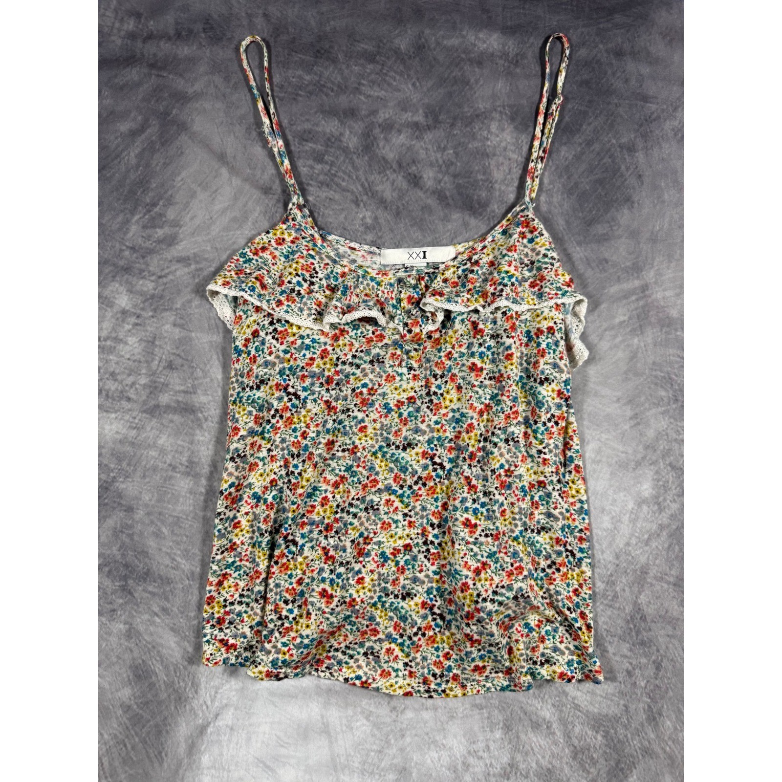 Y2K Early 2000’s Vintage Cottagecore S Cami Ruffled Neckline Coquette Forever21