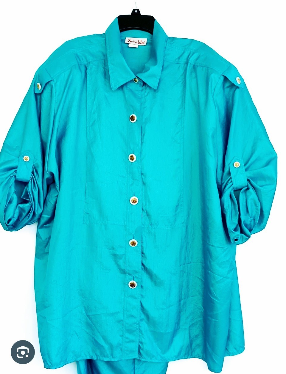 Classic 1980’s buttoned up sleeves crinkle polyester suit, tracksuit look 26 1/2