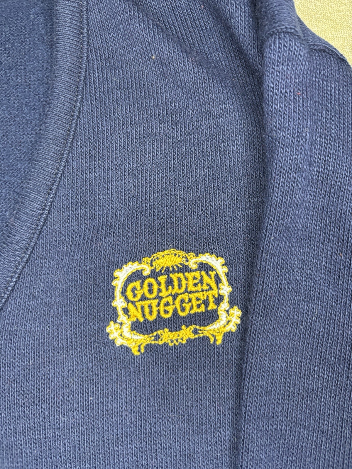 True Vintage Artex Golden Nugget Casino V Neck Sweater size M made in USA 70/80s
