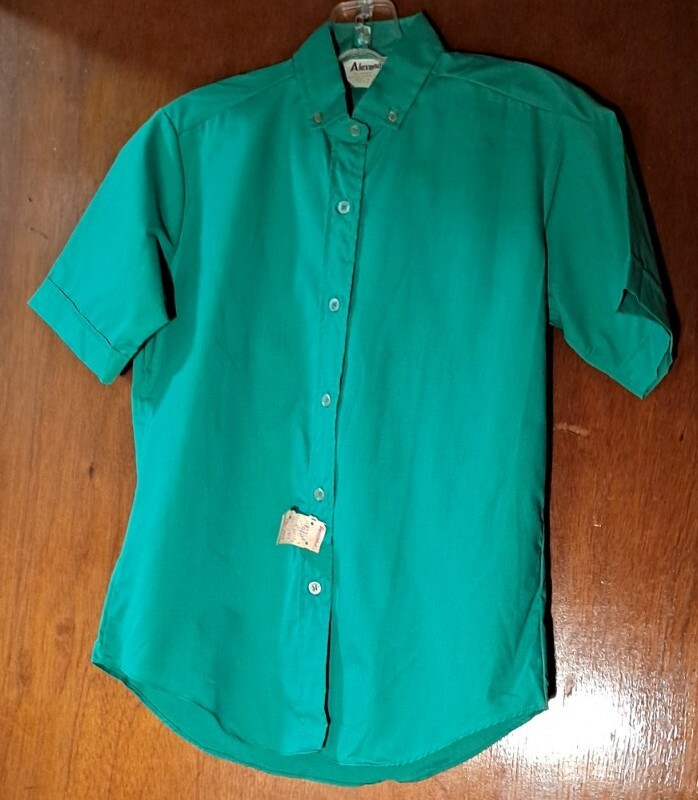 Vtg. 60s-70s Alexander’s Green Polycotton Short Sleeve Blouse sz S NewWithTags