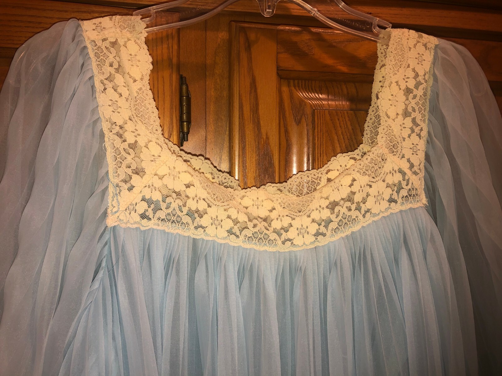 Ladies vtg lt blue accordion pleated nylon 2-piece negligee&cover, Evette, SMALL