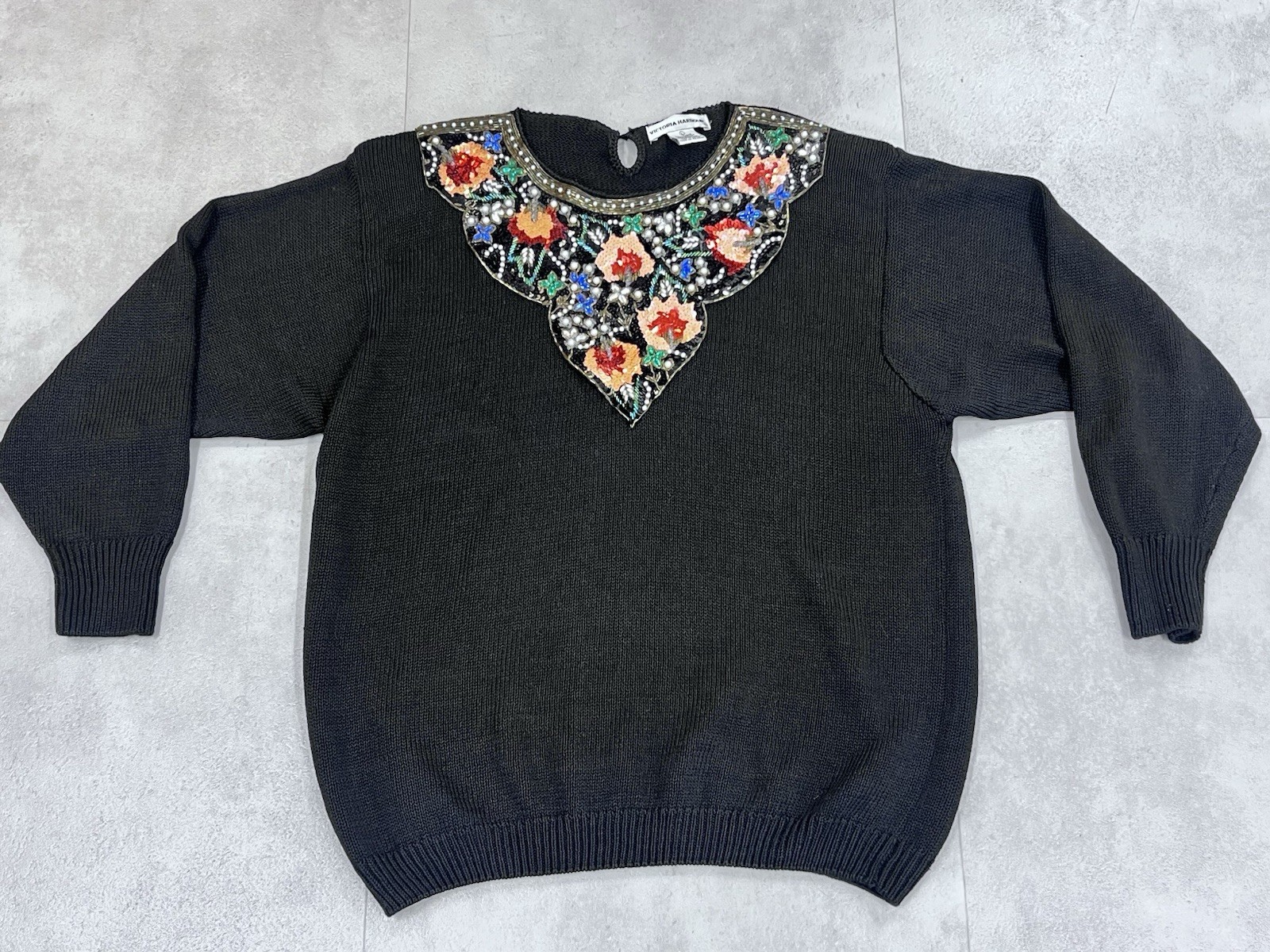 VTG 80s Victoria Harbour Black Embroidered Rhinestone Flowers Sweater Sz L