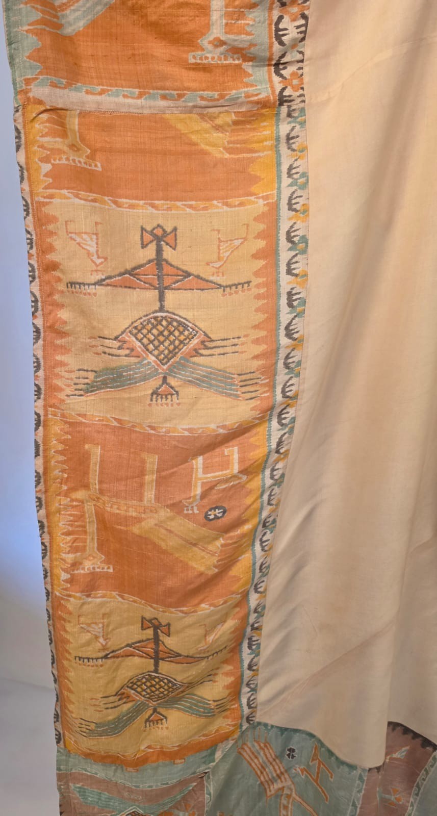 UNUSUAL 1920’S NATIVE AMERICAN INFLUENCE PRINT SILK SHANTUNG PONCHO DRESS