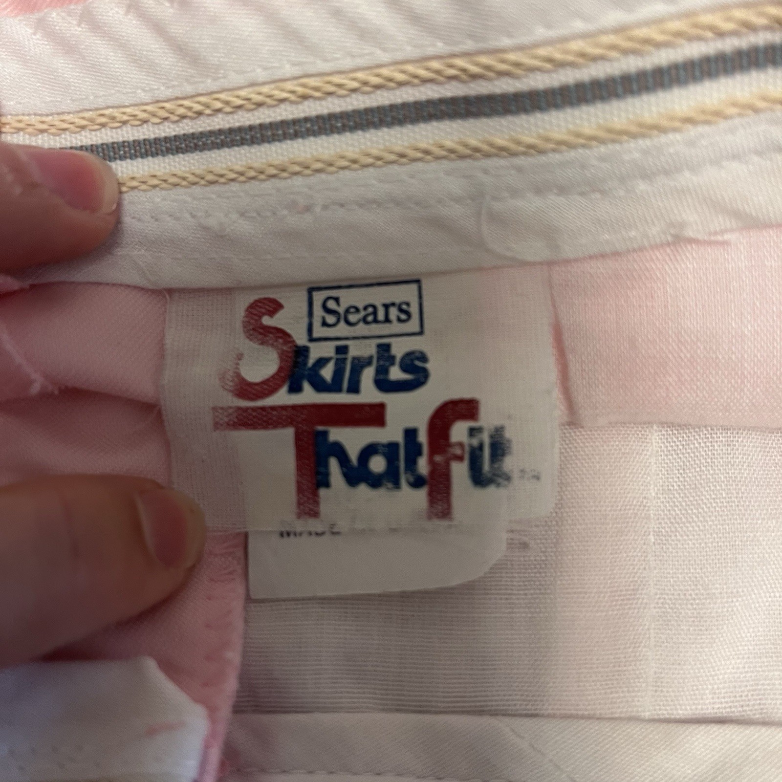 Vintage SEARS Roebuck Co. SKIRTS THAT FIT Sz 12 Pink Full Hip Skirt Made in USA