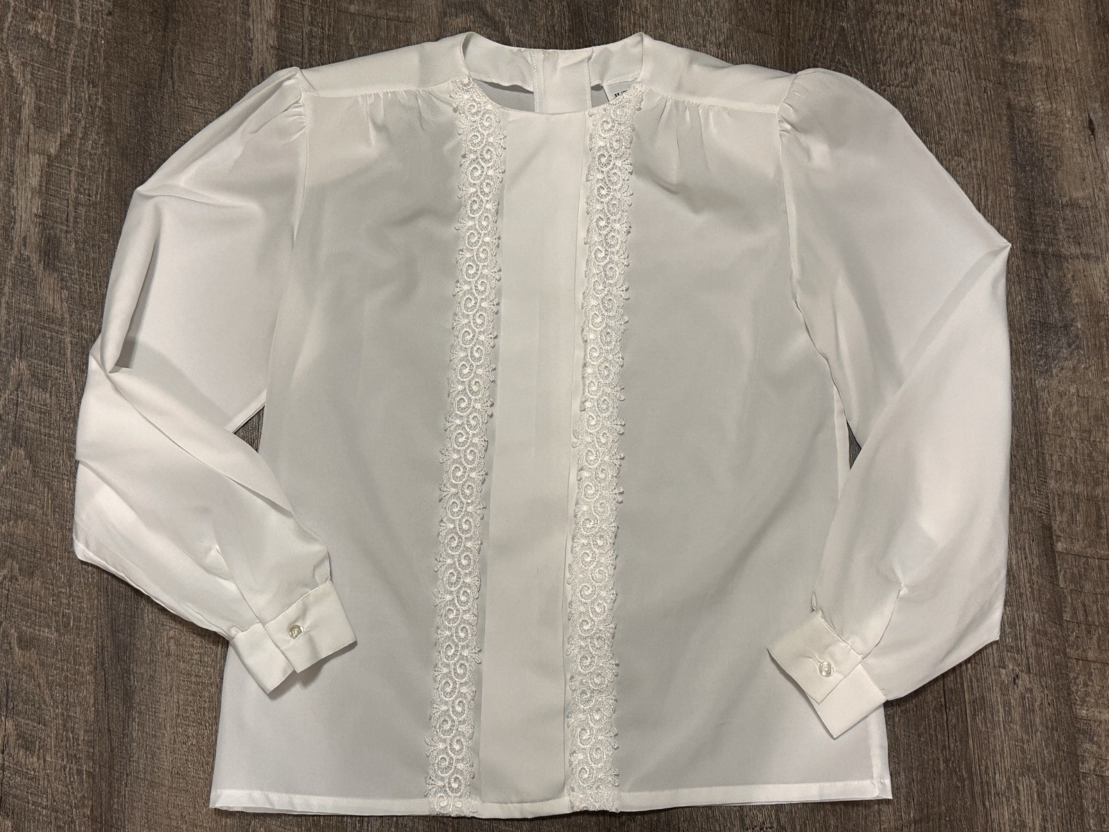 Vintage Judy Bond White Lace Button Detail Polyester Blouse Made In USA 8 Medium
