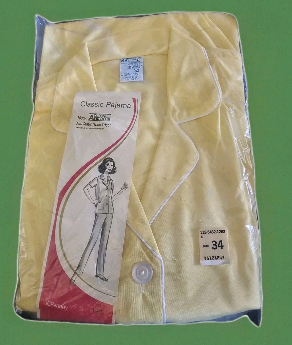 Vtg JCPenney Classic Pajama Set Sz 34 NOS 100% Nylon Antron III Yellow Tricot