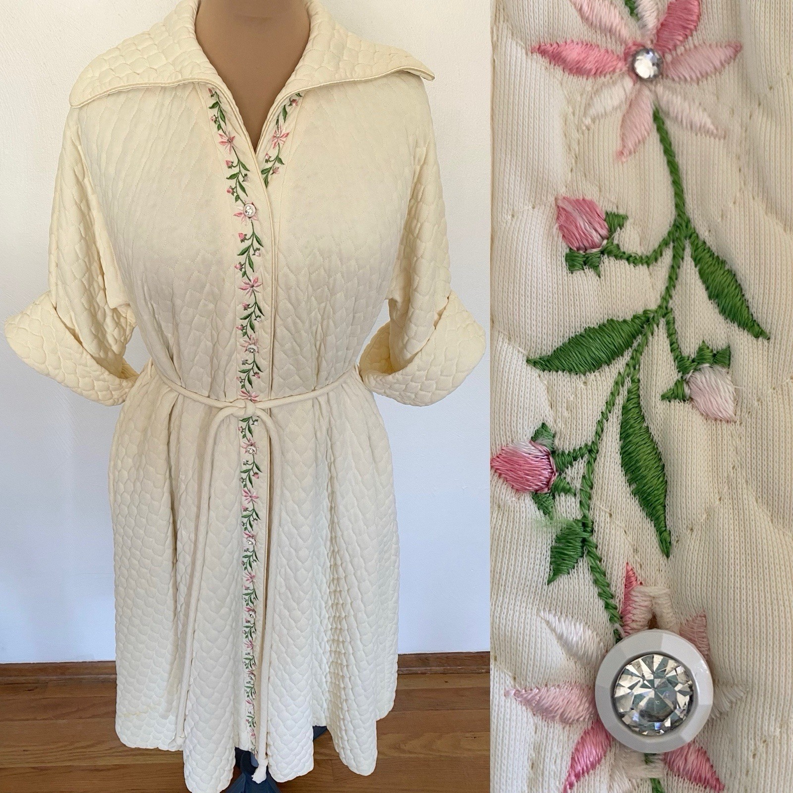 Vintage 60s Quilted Bathrobe *Large* EVELYN PEARSON Ivory Nylon Embellished