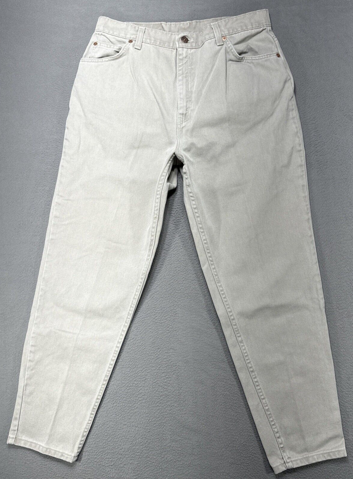 Vintage Levis 951 Jeans Womens 16 M Ivory Relaxed Tapered Preppy Minimal Denim