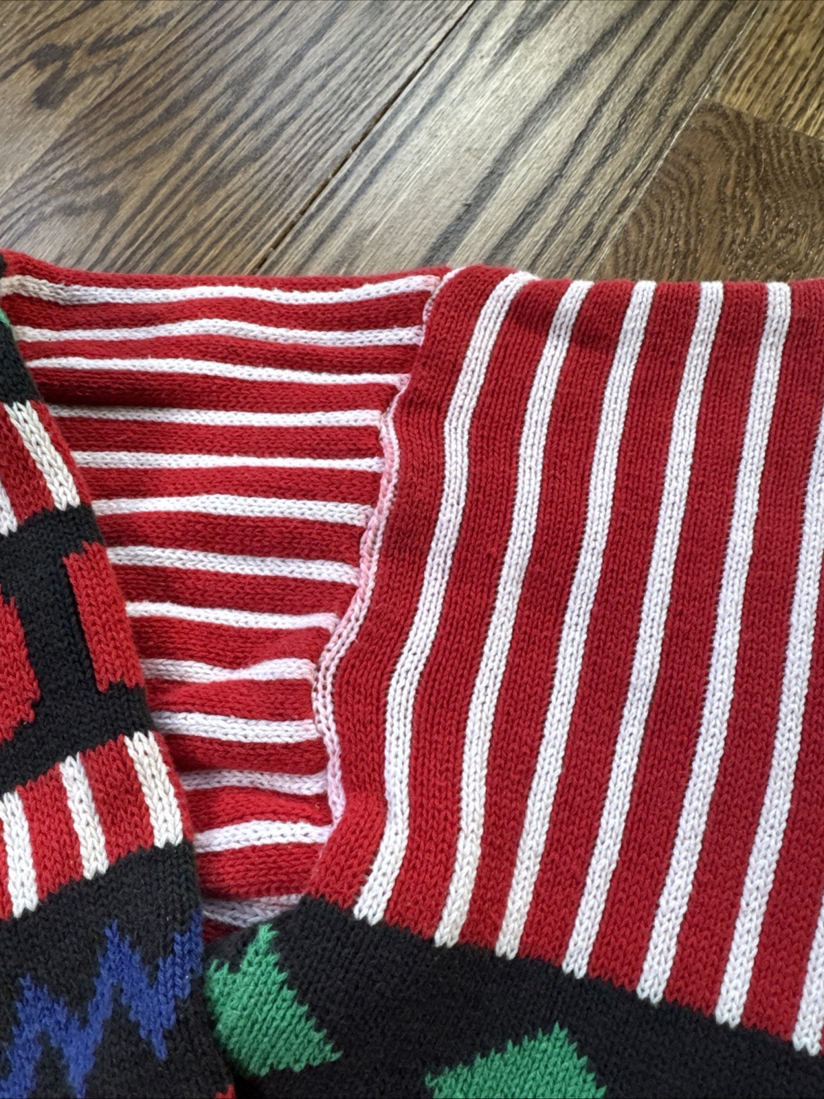 Vintage USA Knit Sweater Medium Red Striped Geometric 80’s 90’s Cotton