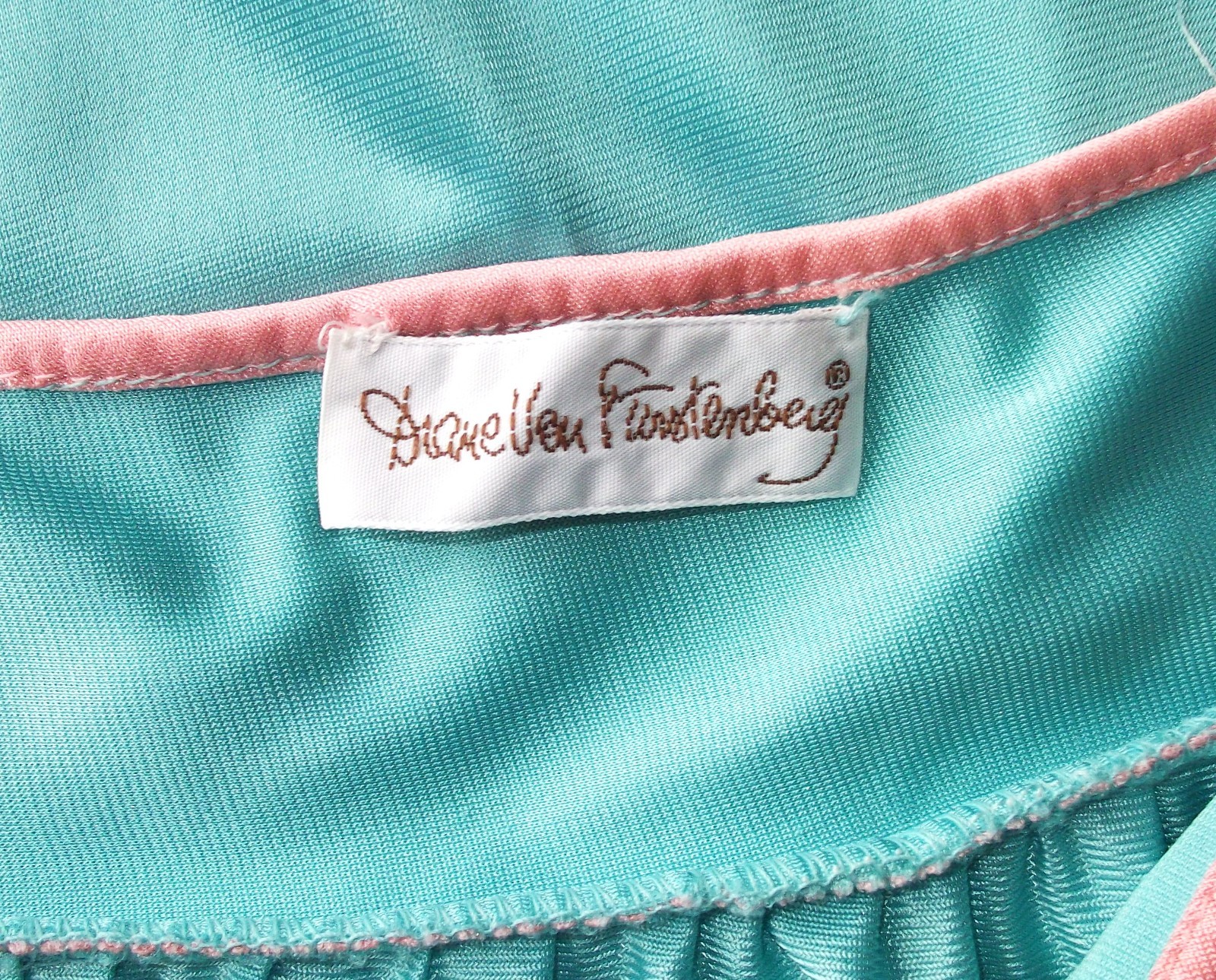 Sm.-Med.”Diane Von Frostenberg” 2 tone,Aqua blue,pink trim,long vtg. nightgown