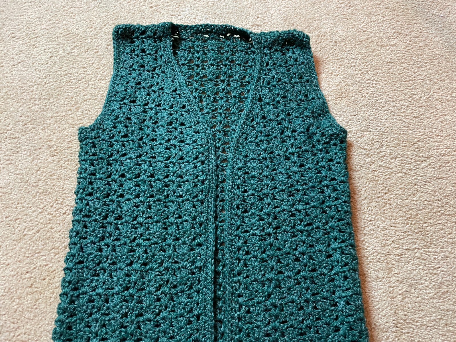 Vintage 70s Dark Green Cardigan Granny Core Knit Handmade Long Sweater Vest M