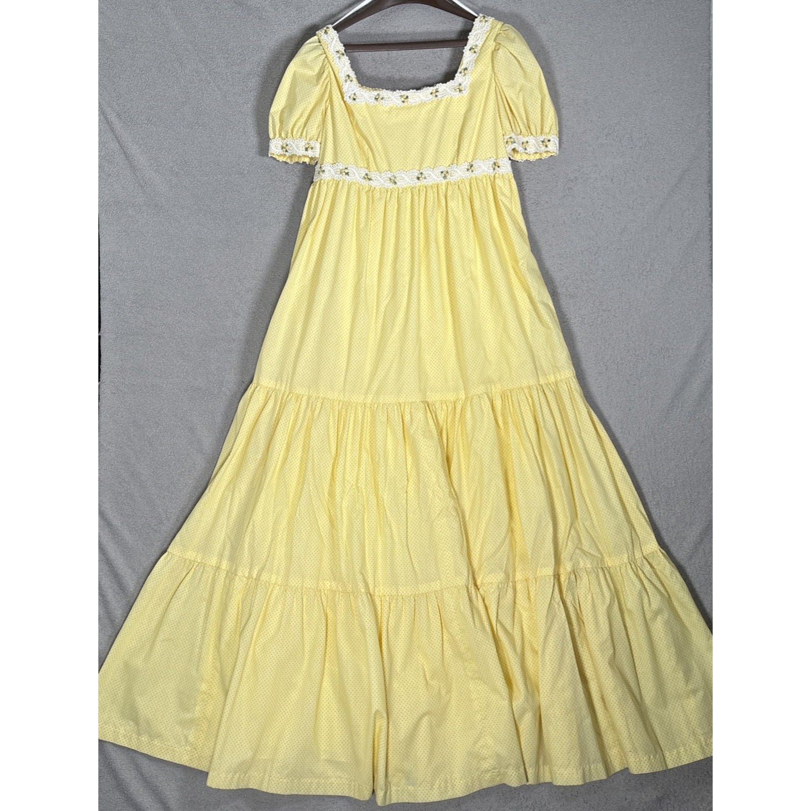 Vintage Yellow Polka Dot Prairie Maxi Dress Lace Trim Cottagecore Puff Sleeve