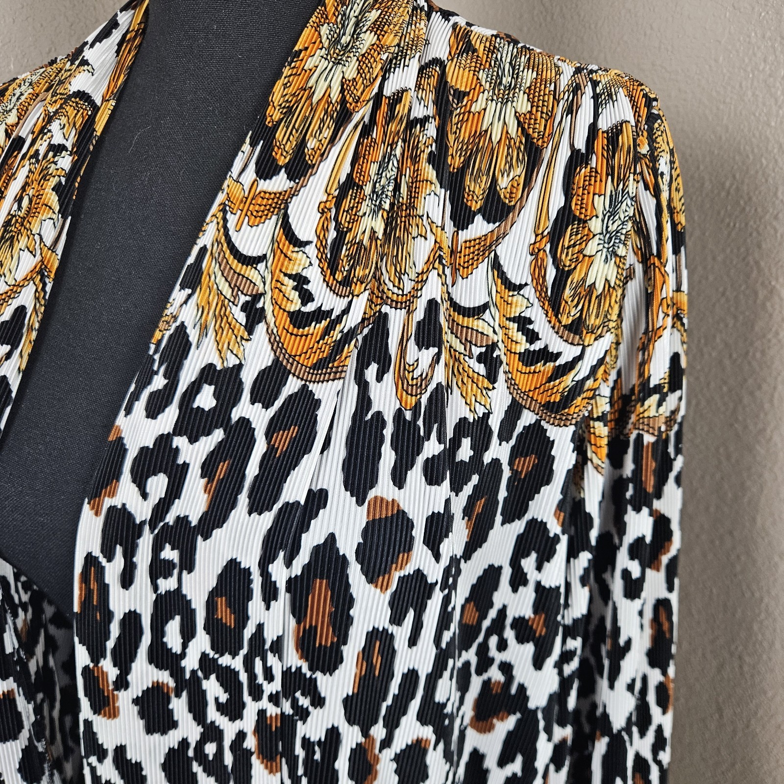 Whimsigoth 80s GDT Too Micro-pleated Open Front Blazer M Abstract Animal Print