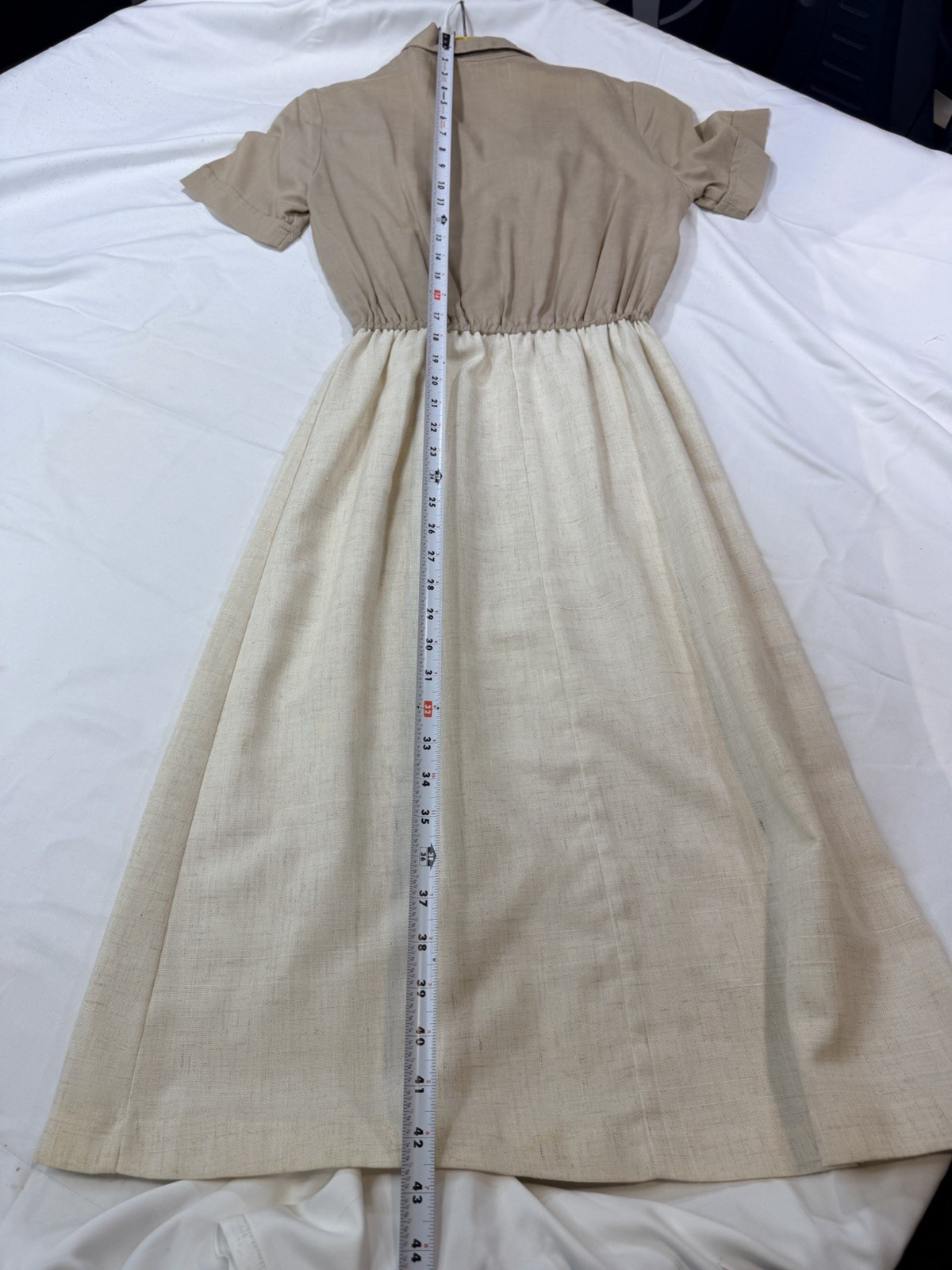 1950s 60s Beige Cream Shirtwaist Dress Elastic Waist Gold Buttons XS