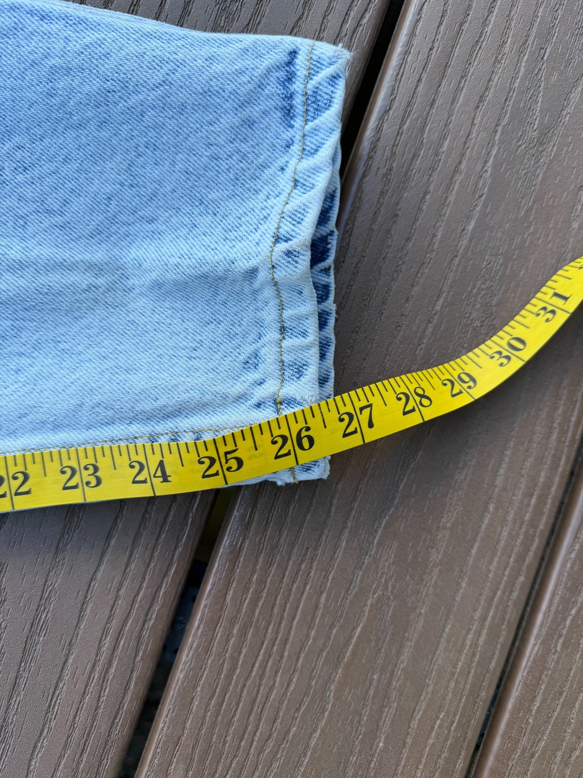 90s Vintage Lee Jeans 28×26 Femme High Waisted Contrast Trim Light Wash Mom Jean