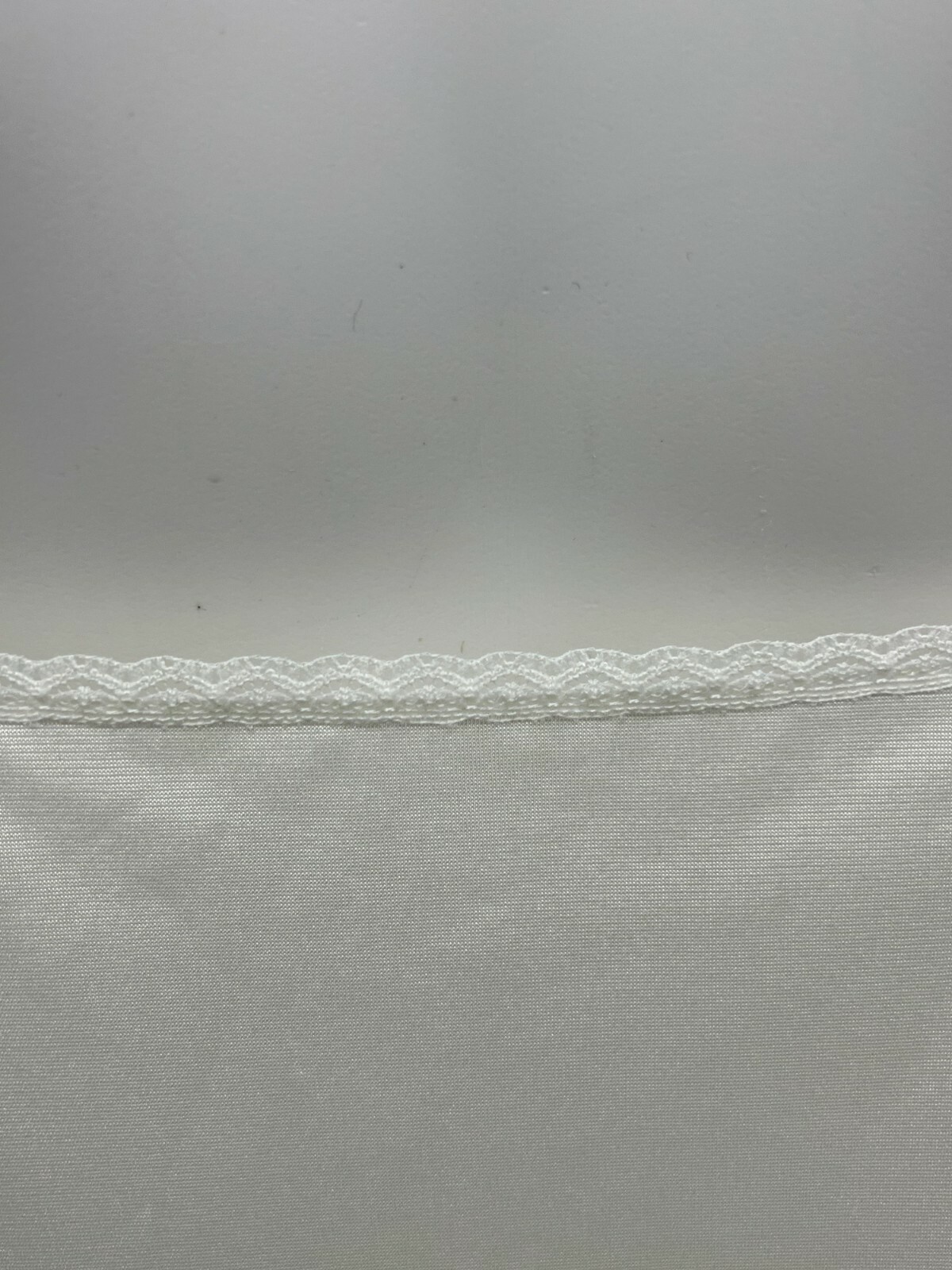 Vintage Vassarette women’s intimates sleepwear lace nightgown made in USA sz 38