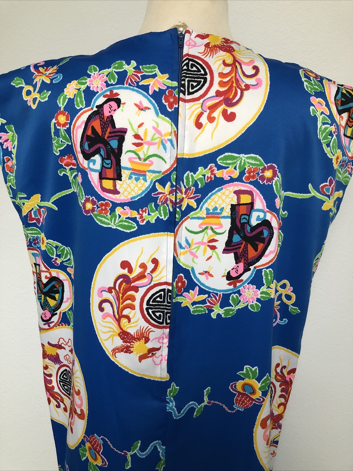 Vintage Waltah Clarke’s Blue Hawaiian Asian Print Mumu Maxi Dress Size Small💙