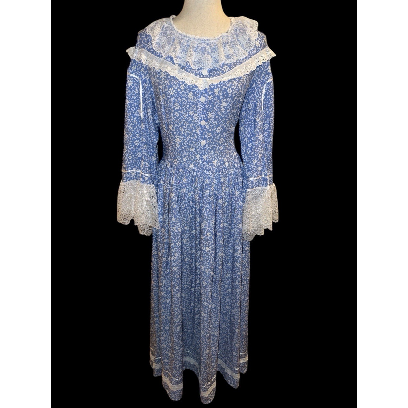 Prairie Style Maxi Dress Women’s L Blue Floral Lace Romantic Victorian Revival