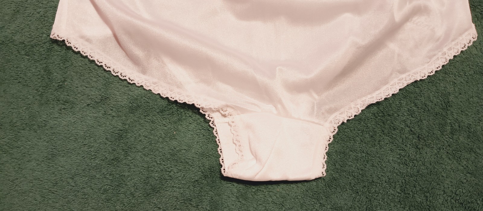WOODS VINTAGE NYLON PANTY SZ 6 ? WHITE OPEN LEGS WITH BOW TRIM – ENGLAND #AU516