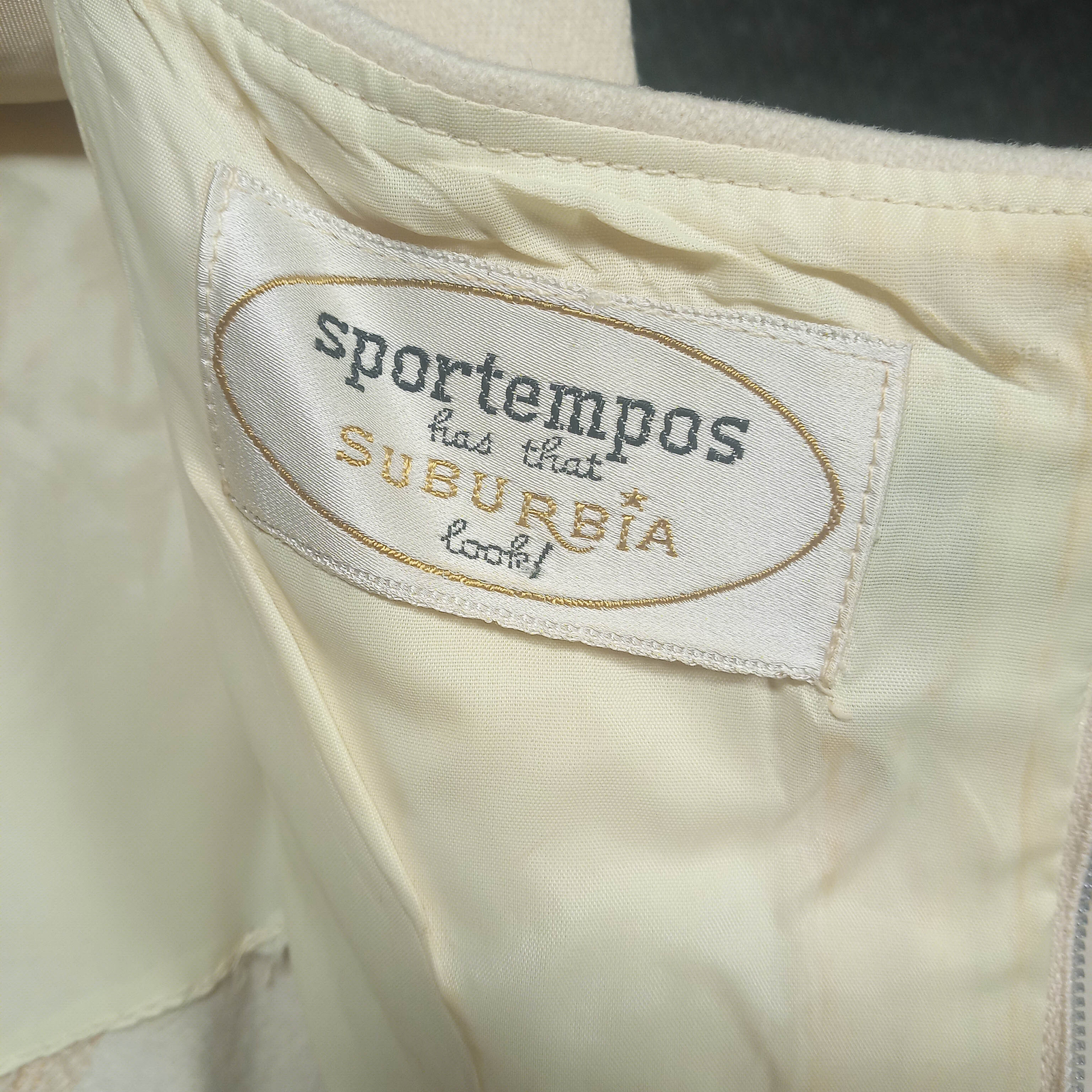 1960s Vintage Cream Wool Rose Embroidered Shift by Sportempos