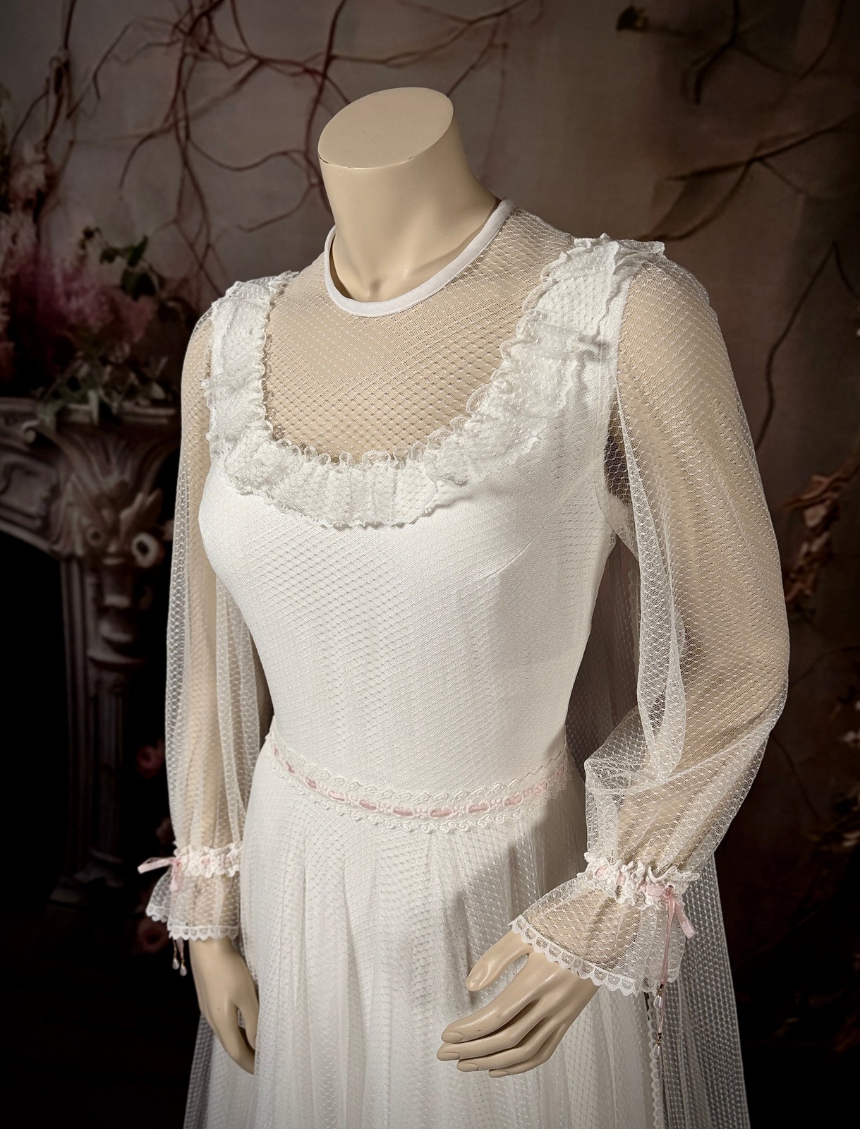 1960s Dotted Tulle Wedding Dress w/Princess Cape & Pink Silk Ribbon size 2/4