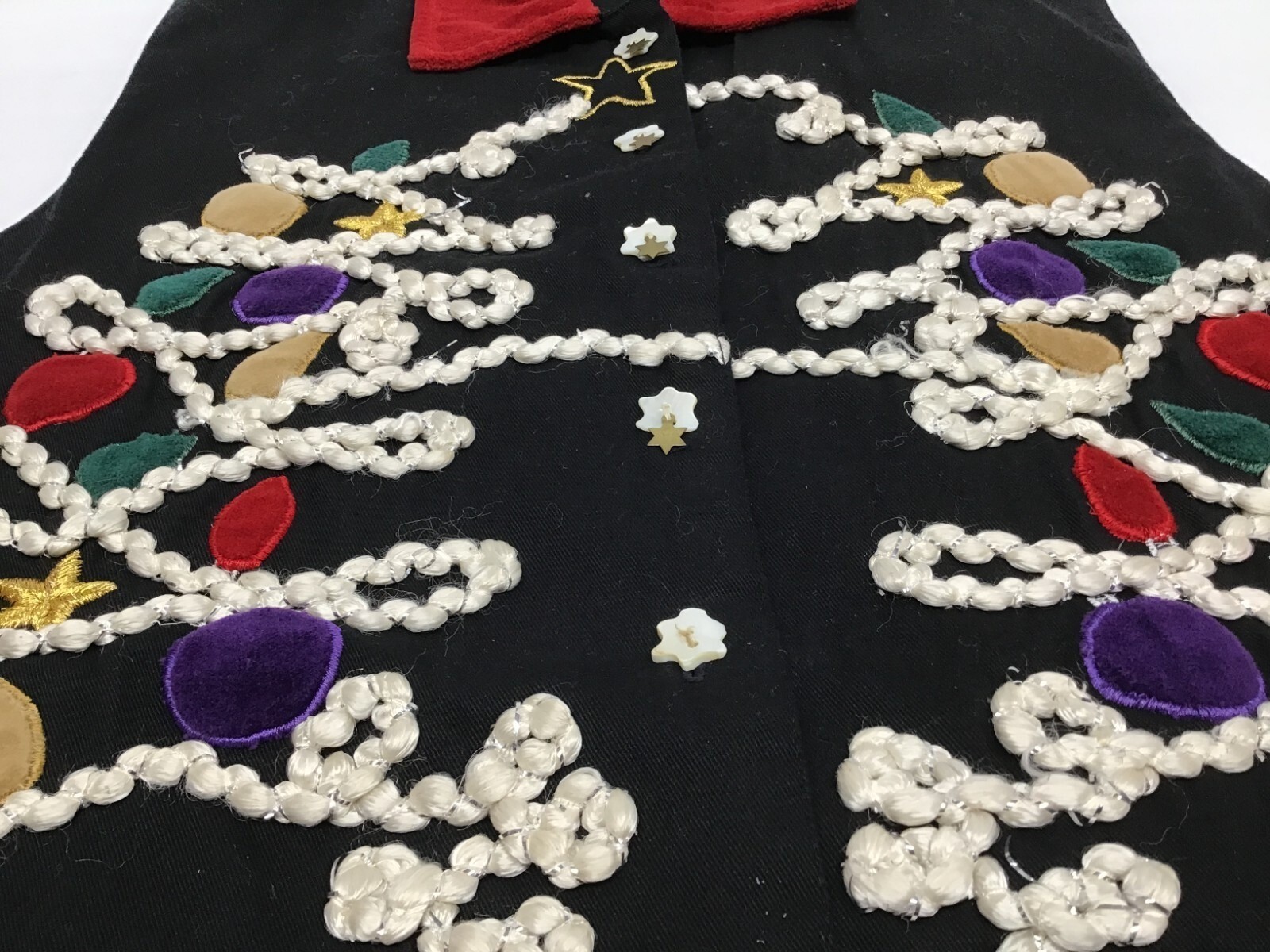 Paul Harris Design Vintage Velveteen Collared Embroidered Christmas Tree Vest
