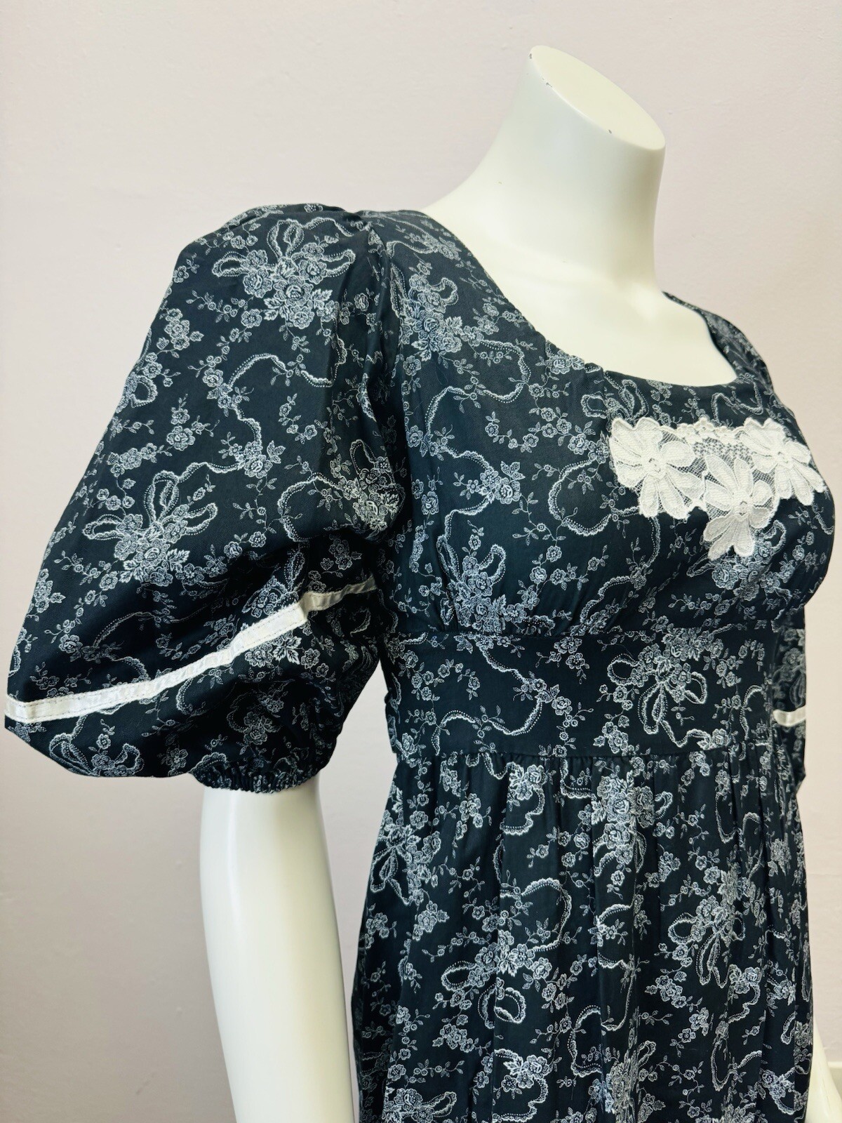 Vintage 70’s paper moon Gunne dress goth black floral prairie maxi 7 fits 9