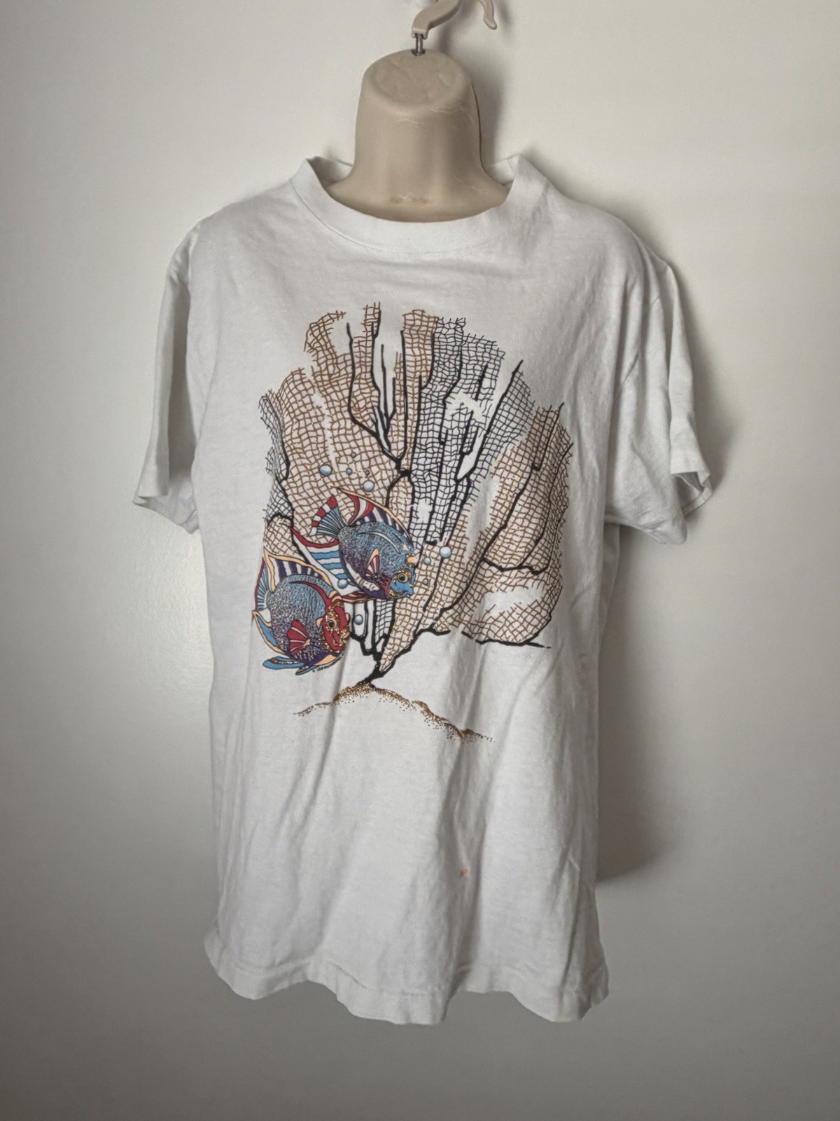 Diamond Dust Fish Gold Glitter Colorful Graphic White Tee 80s 90s SingleStitch M