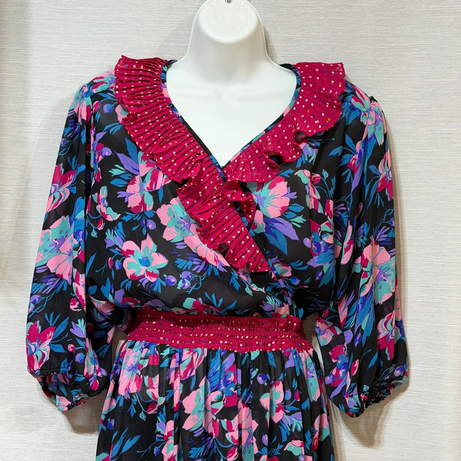 Assorti Susan Freis Vintage Floral boho gypsy Dress Pink Blue Ruffle Smocked M
