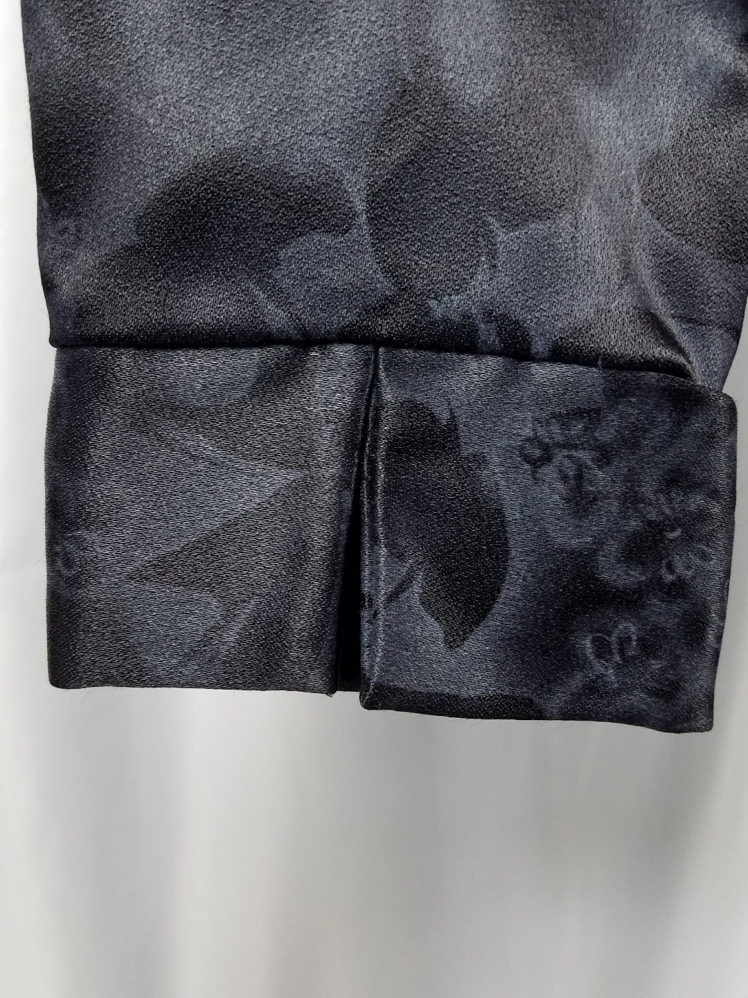 Vintage Alice Stuart Jonathan Logan Shirt Asian Black Satin Floral Frog Clasp
