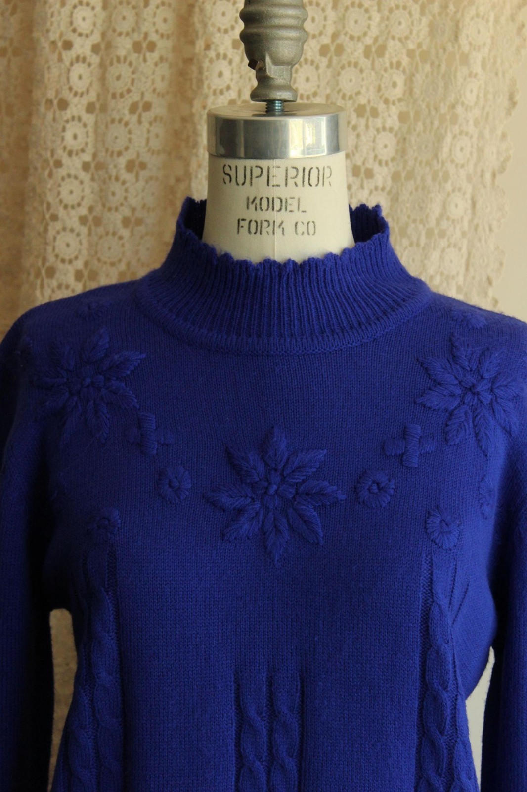 Vintage 1990s Sweater, Salon Studio Royal Blue Acrylic Pullover Jumper, Size M