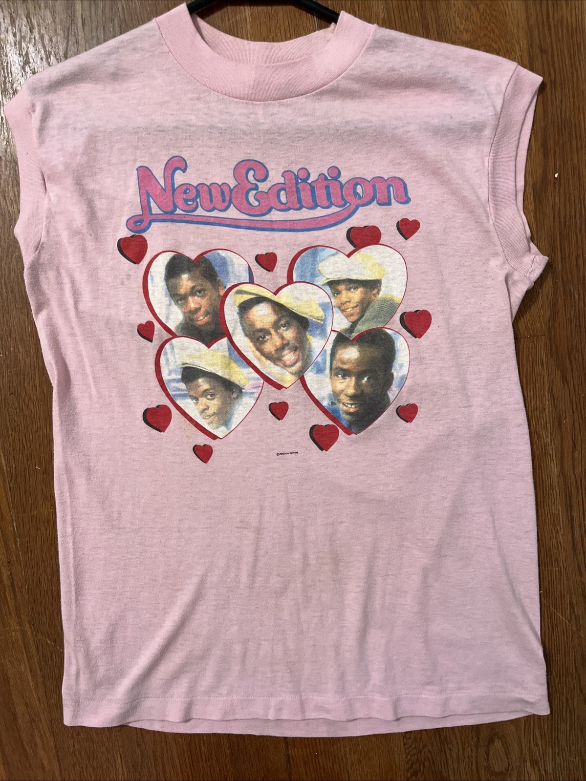 1985 New edition Concert Shirt Vintage Tank Top T-Shirt Pink Size L Single Stich