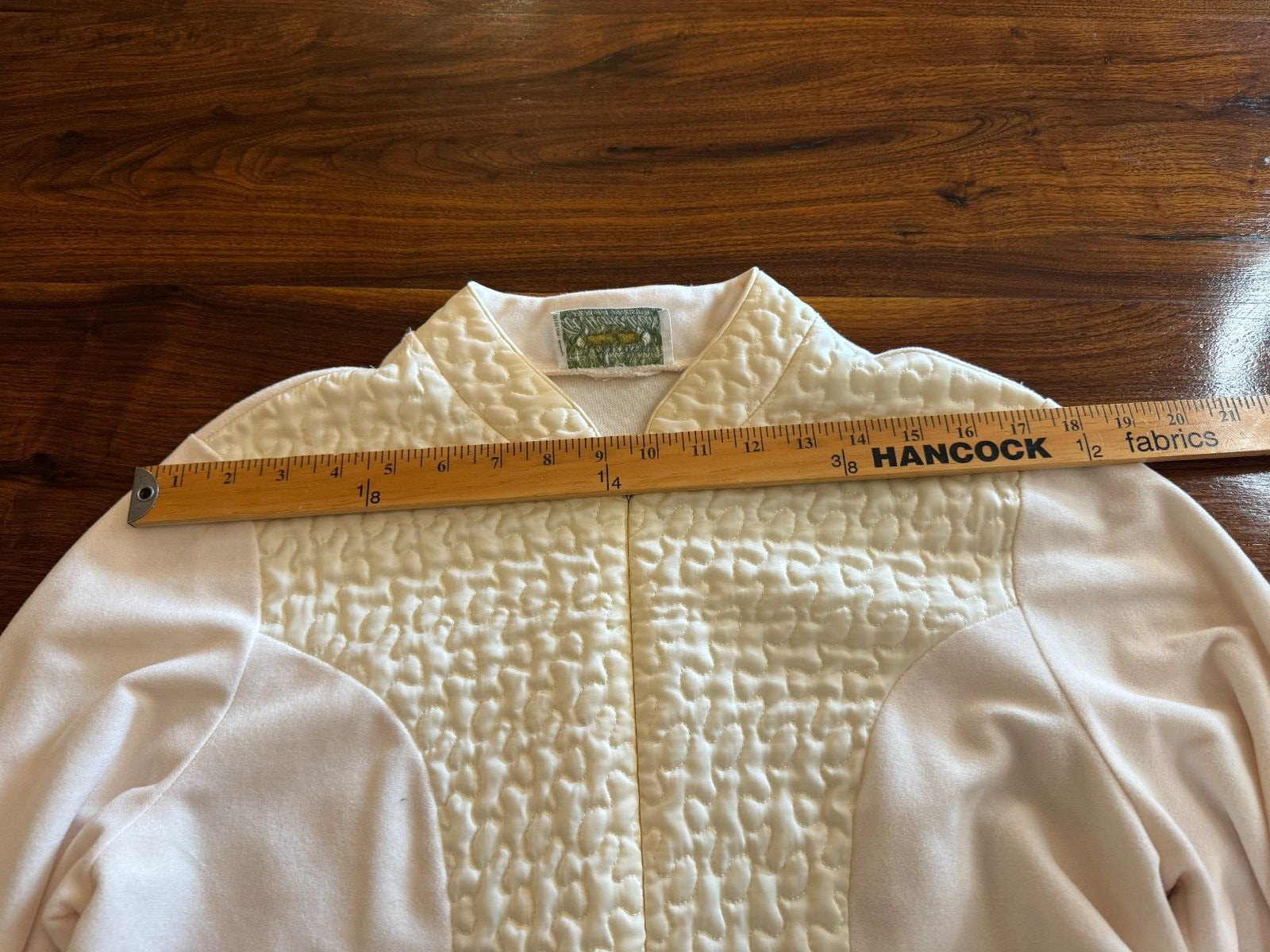Vintage Sears Robe 70’s Quilted Trim/Accents No Size Tag–See Measurements