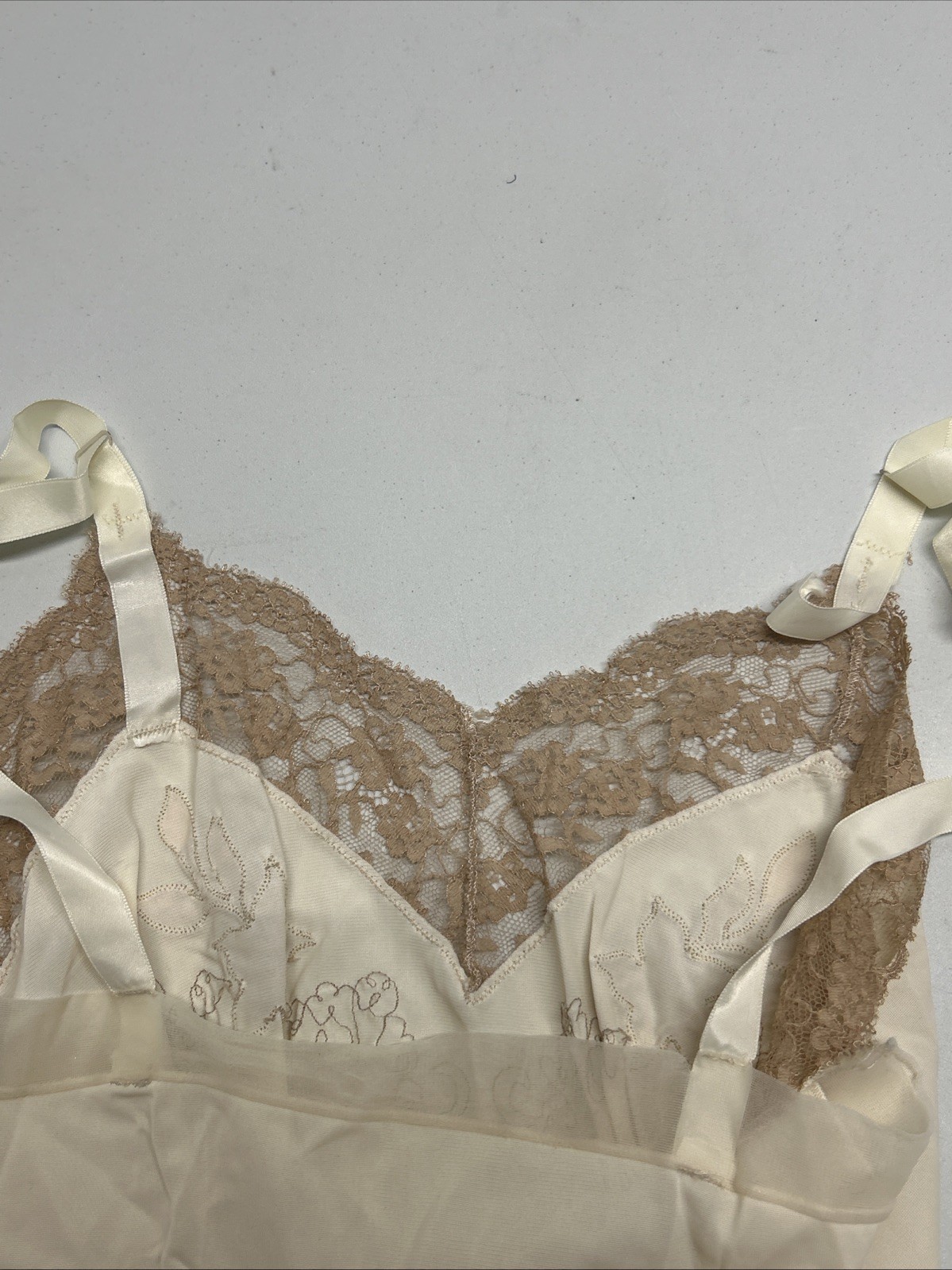 Vintage Top Form Slip Dress Nightie Cream Tan Lace Sz 34 Embroidered S3