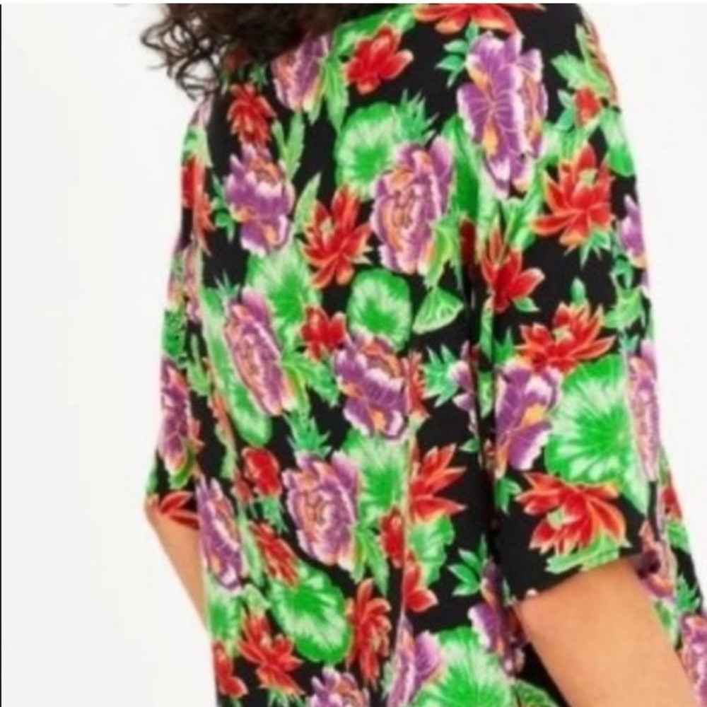 Vintage Zara TRF multi floral short sleeve large women’s top in XS