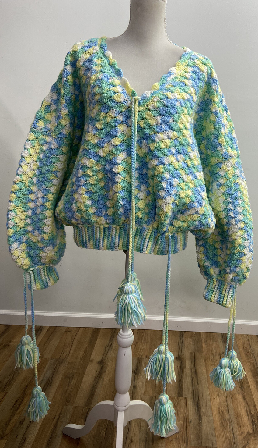 Handmade Crochet Knit Retro Multi-Color Pullover Sweater Large / XL Artsy VTG