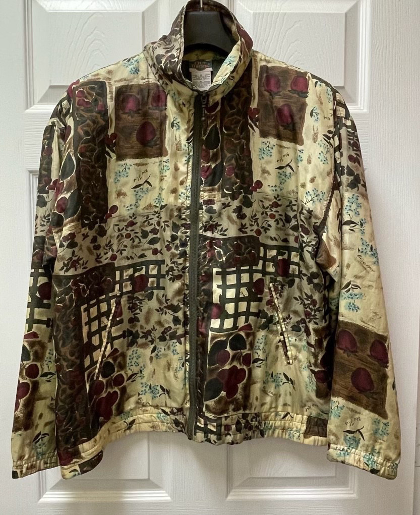 Vintage Out Brook Women’s Size M 100% Silk Fruit Patchwork Full Zip Jacket