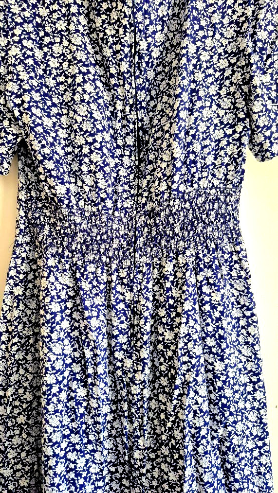 Ms. Darby Vintage Blue & White Summer Floral Midi Dress Size 6 – Fit & Flare