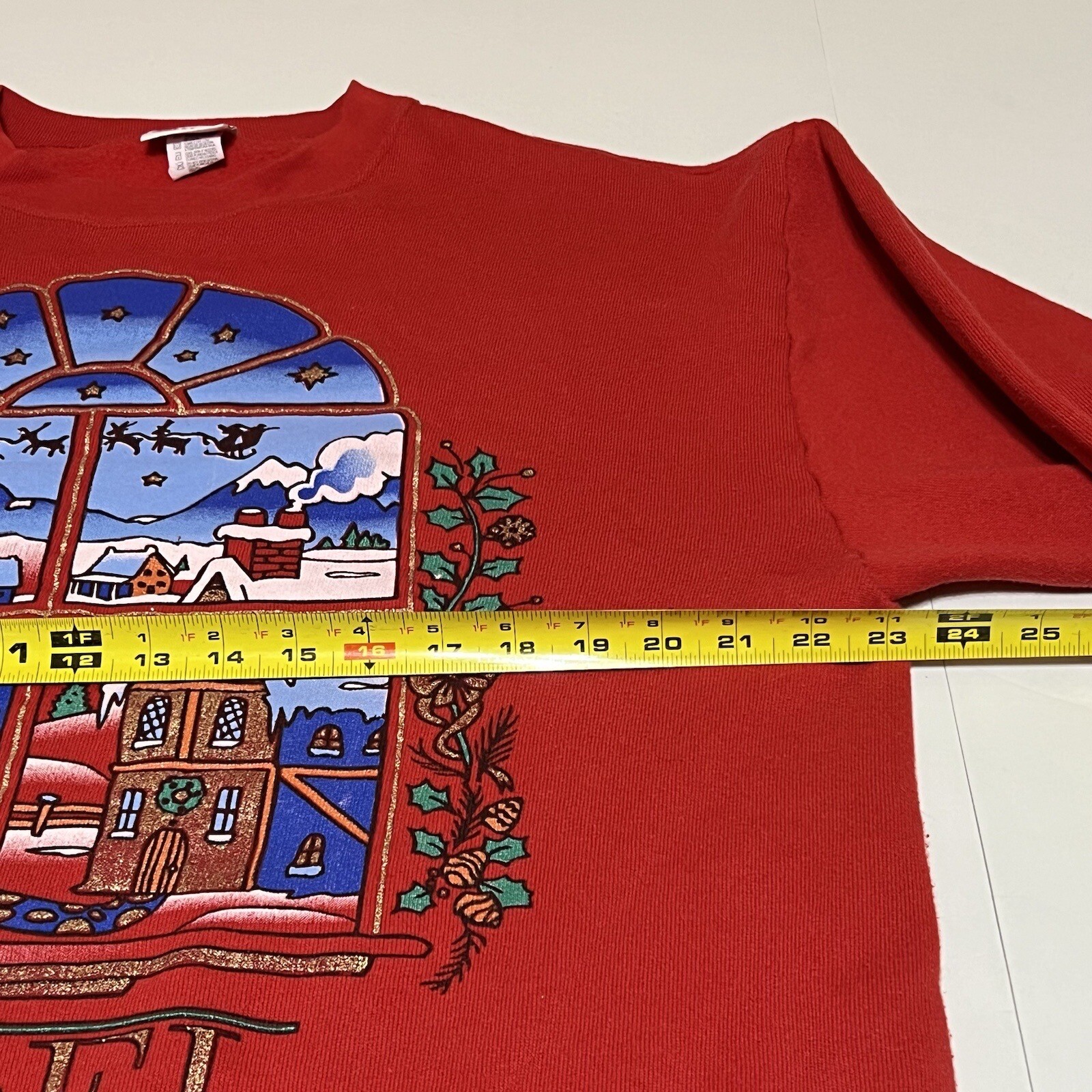 VTG Holiday Time Womens Sz Large Red Christmas Noel Sweatshirt Santa Scene