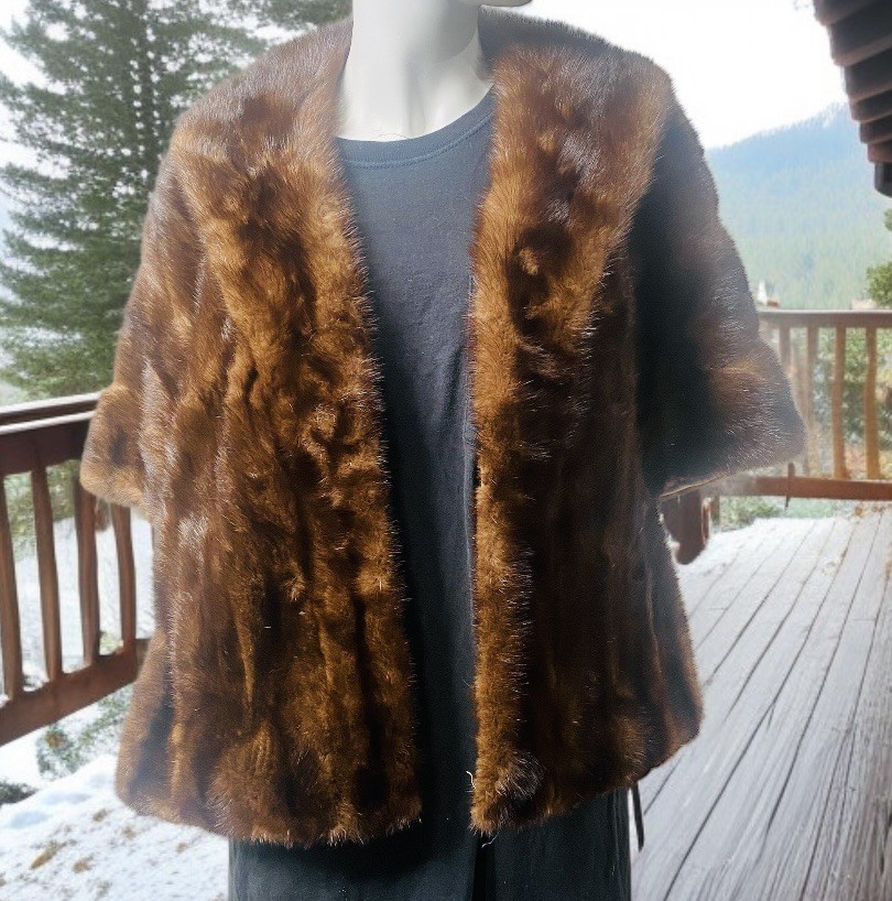 Vtg MINK Fur Stole Shawl Cape Capelet Mahogony Brown Couture Tails Pockets NICE