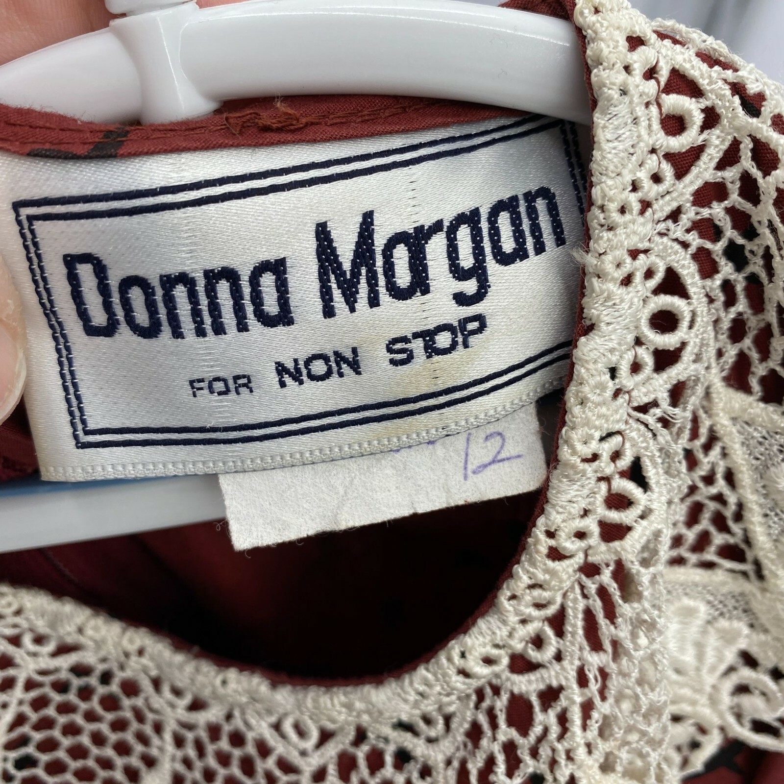 Vintage Donna Morgan Prairie Dress size small 5/6 Lace collar puff sleeves Union
